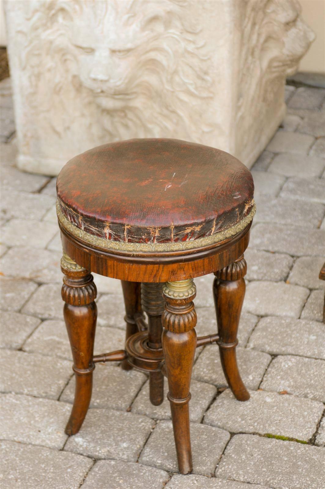 Sgabello rotondo inglese del primo Ottocento Regency con seduta regolabile in pelle rossa in vendita 2