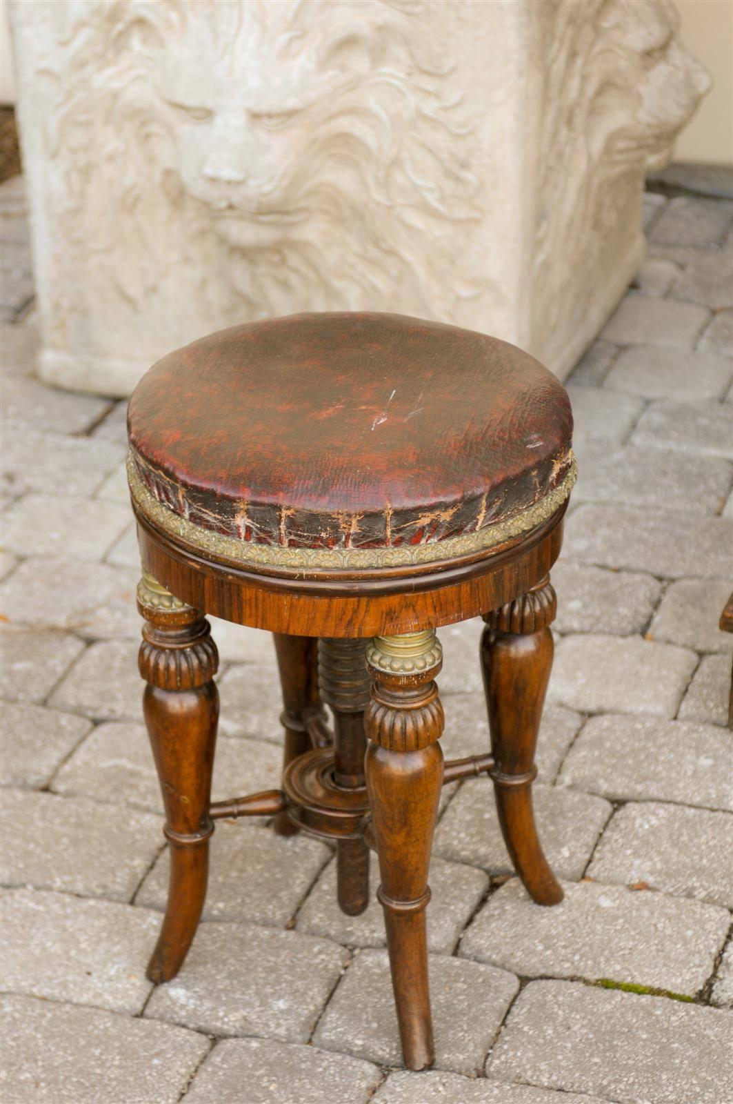 Round English Early 19th Century Regency Stool with Adjustable Red Leather Seat For Sale 5