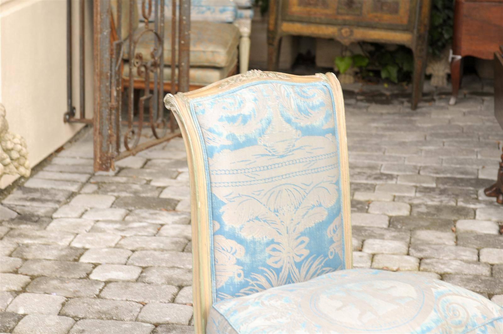 Wood French Louis XV Style Early 20th Century Painted Slipper Chair in Fortuny Fabric