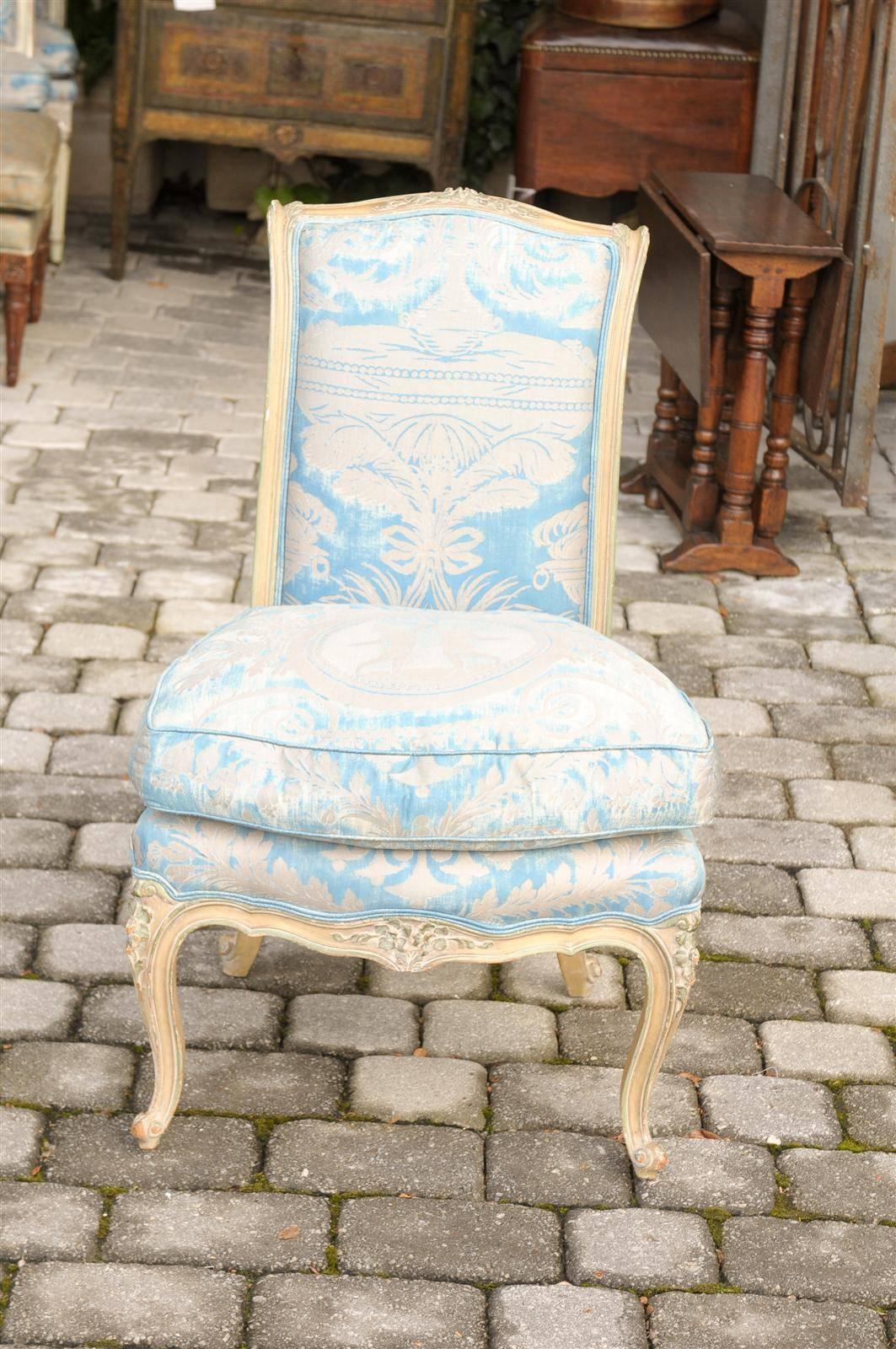 French Louis XV Style Early 20th Century Painted Slipper Chair in Fortuny Fabric 1