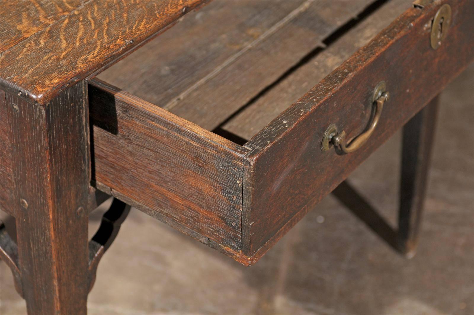 English Sheraton Oak Side Table with Drawer from Late 18th Century 1