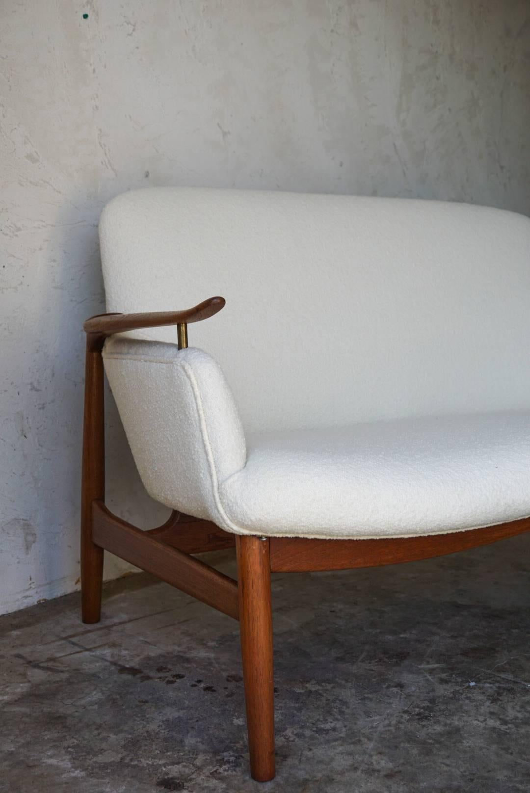 Mid-20th Century Finn Juhl NV53 Sofa for Niels Vodder, 1950s For Sale