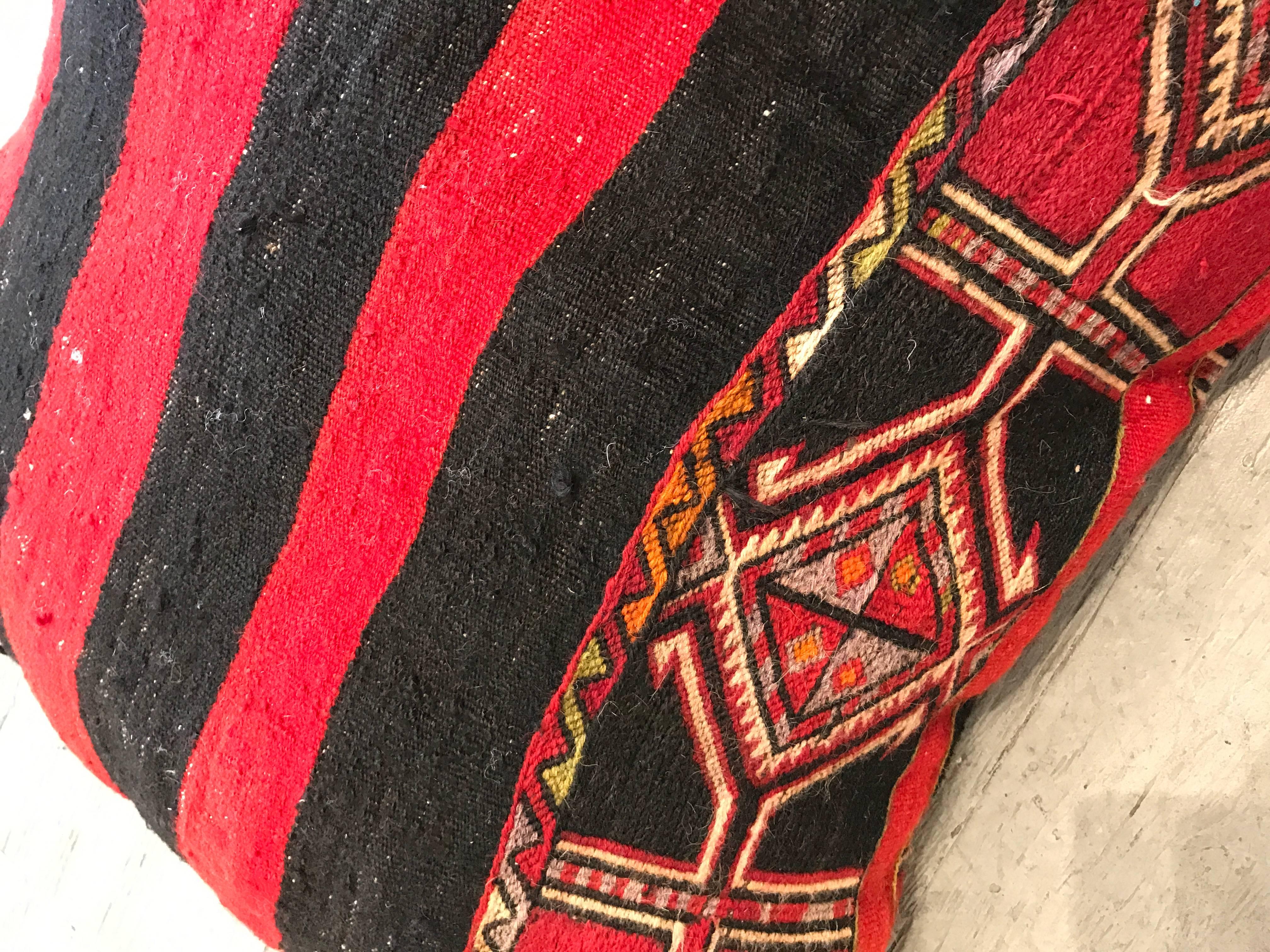 Large Vintage Kilim Camel Bag Sitting Pillow In Good Condition For Sale In San Francisco, CA