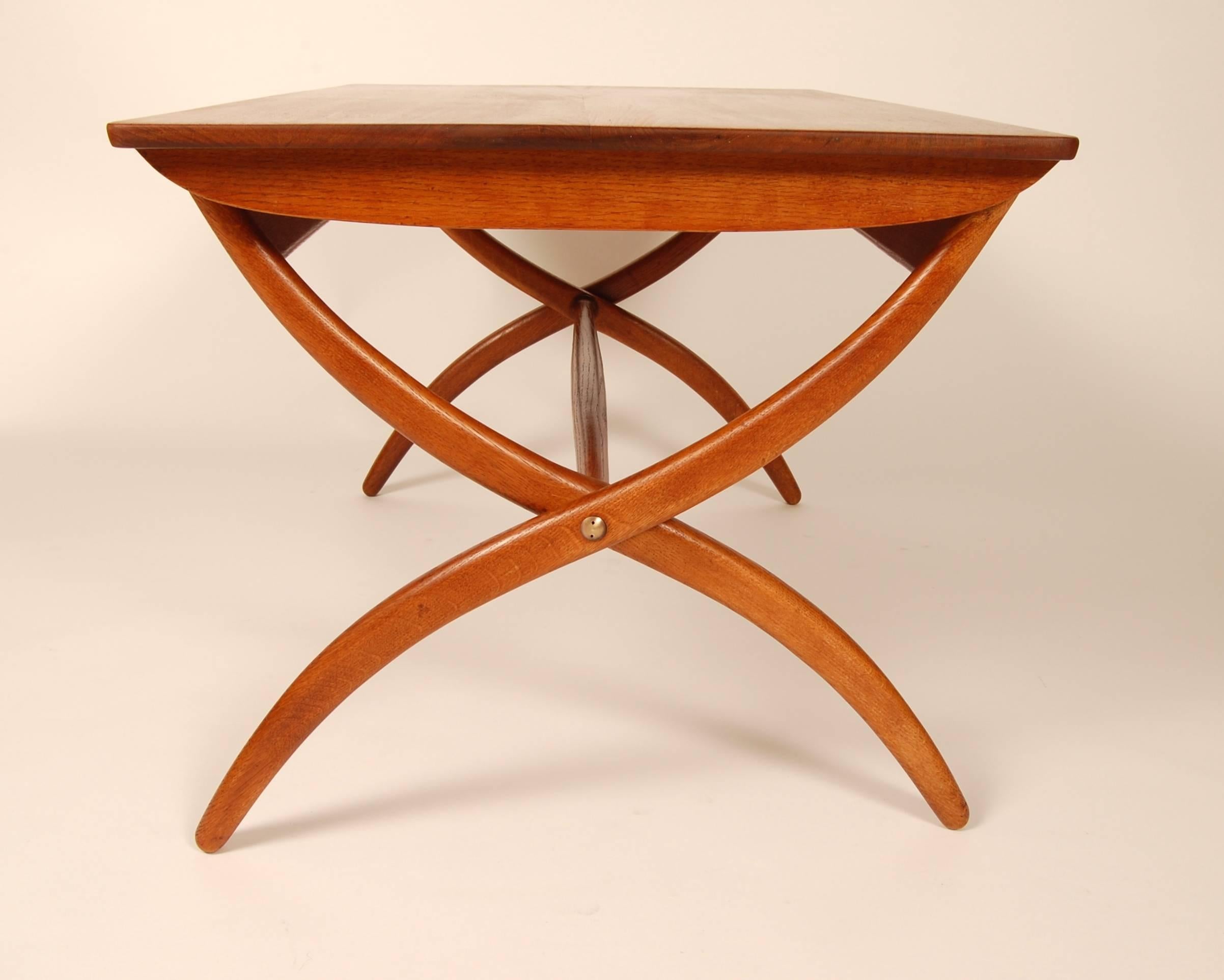 Scandinavian Modern Ole Wanscher Adjustable Coffee Table For Sale