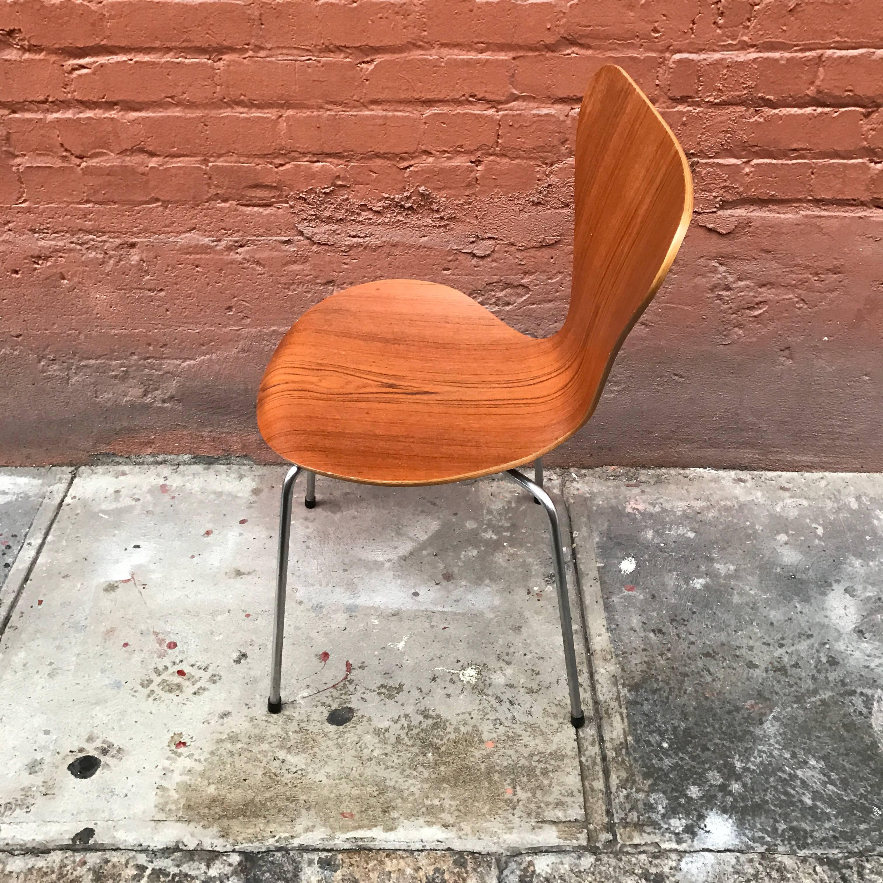 Metalwork Arne Jacobsen Series Seven Side Chair