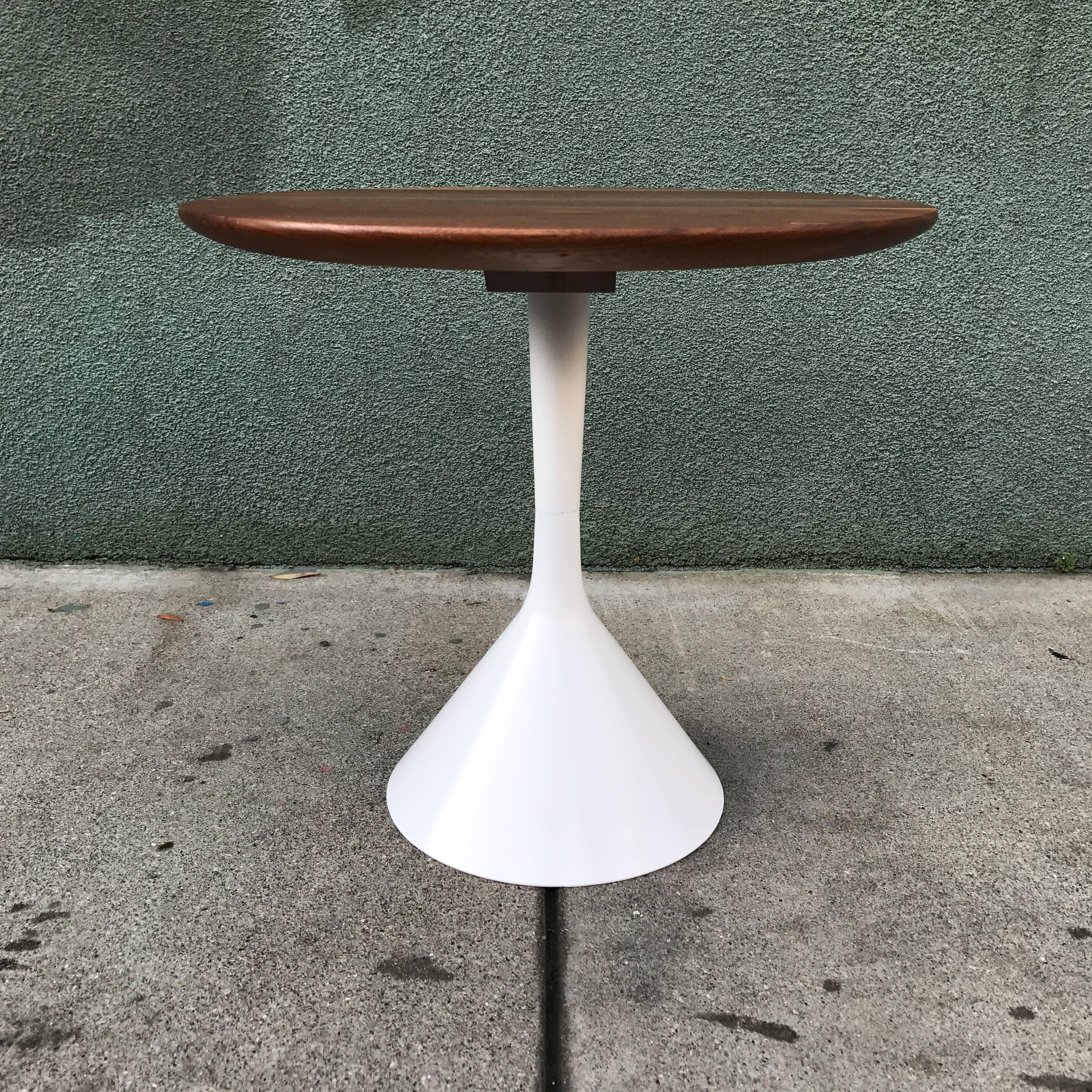 Petite Walnut Modernist Side Table In Excellent Condition In San Francisco, CA