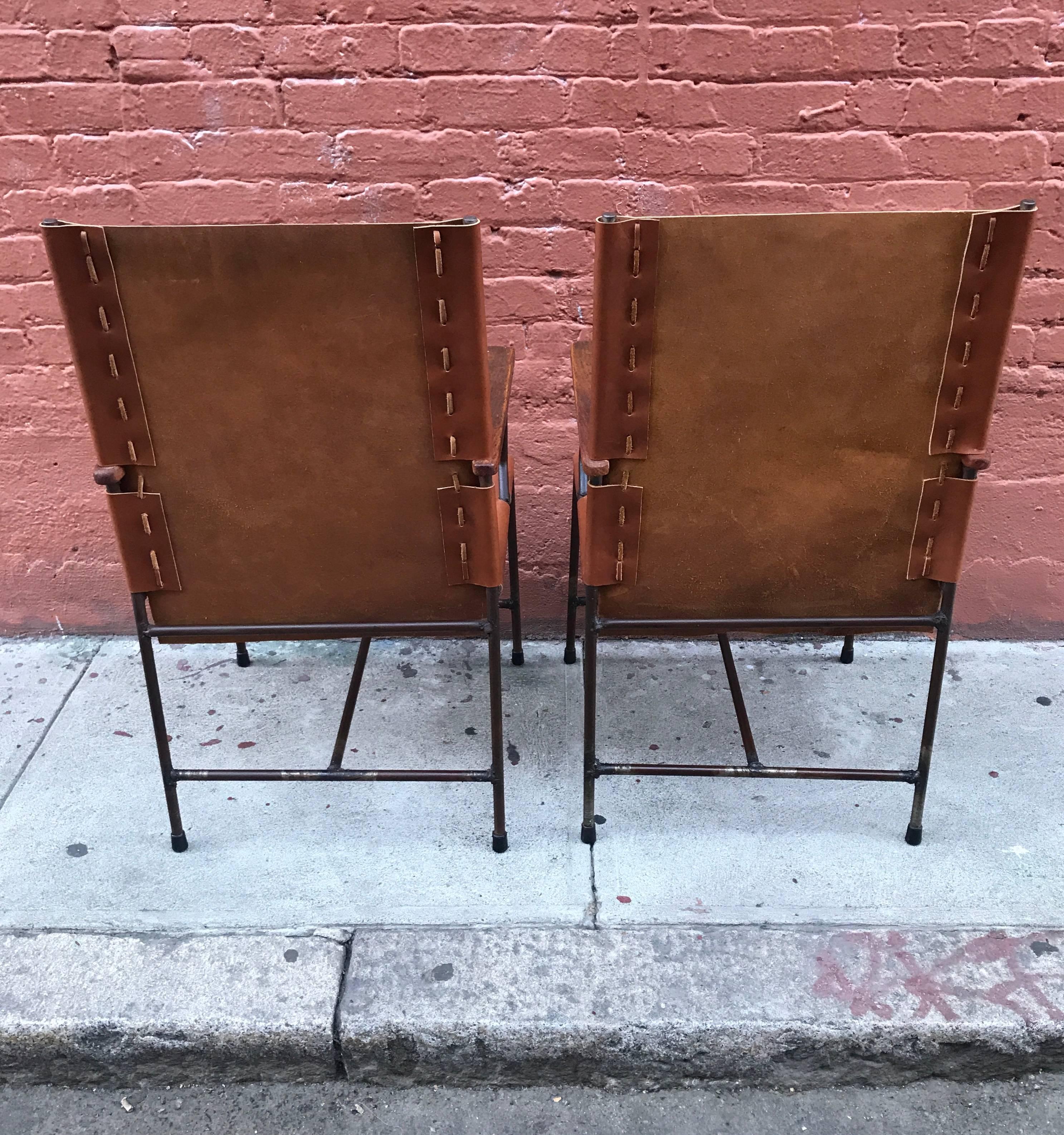 Other Pair of Mexican Modern Armchairs in Iron and Leather, circa 1950s For Sale