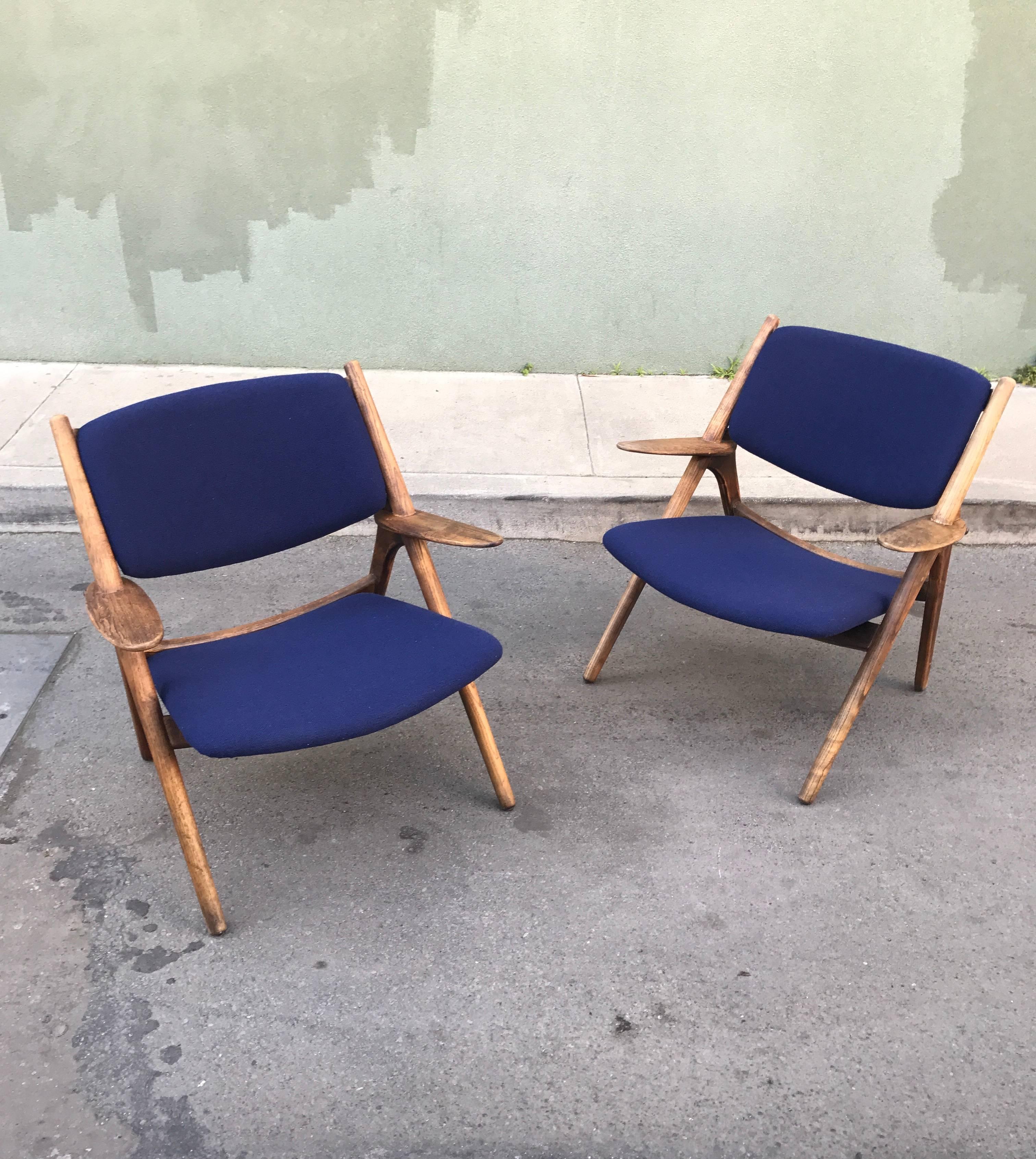 Vintage Sawbuck Lounge Chairs, circa 1960s For Sale 2