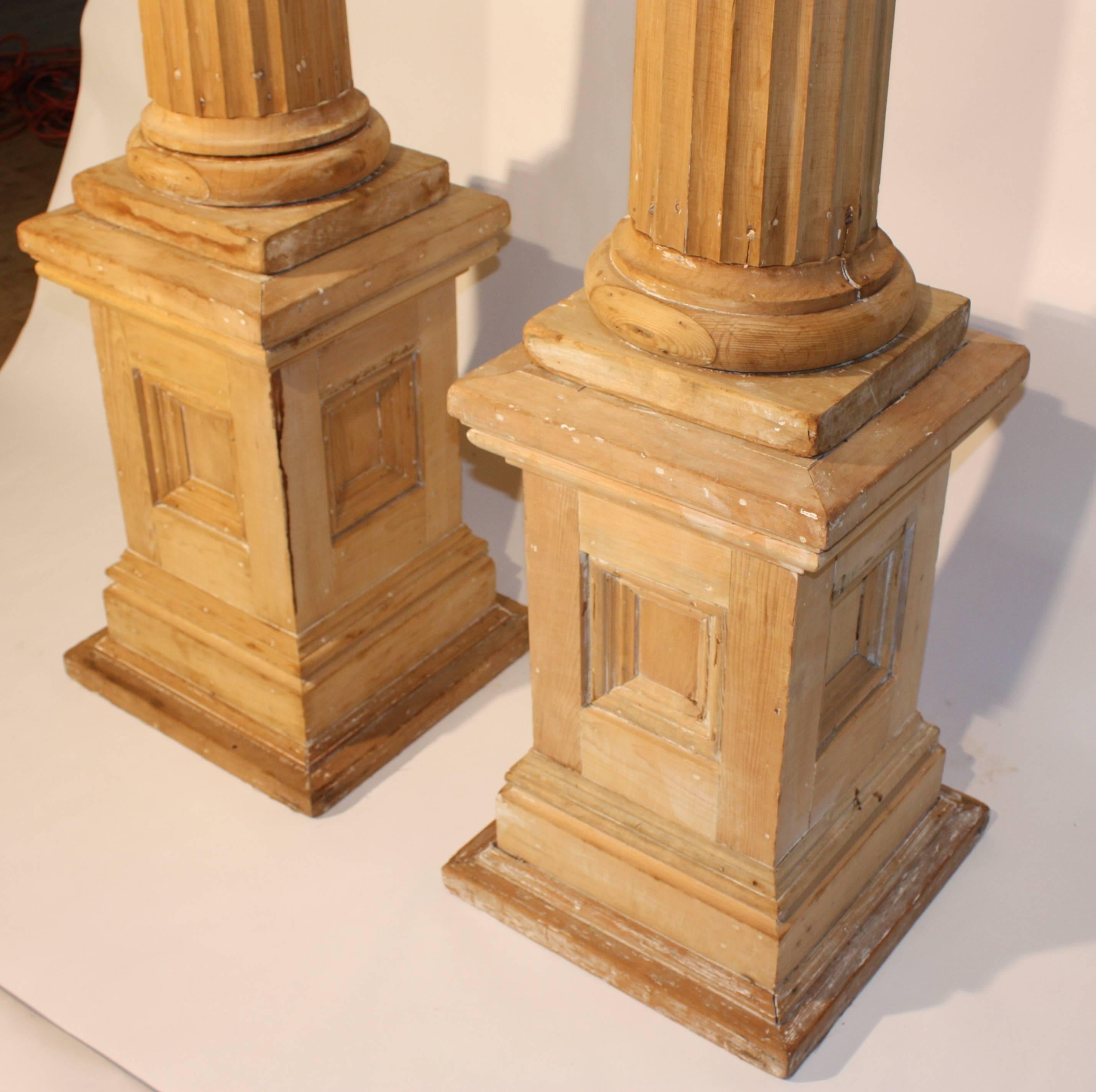 Neoclassical Pair of Large Pine Columns, 19th Century