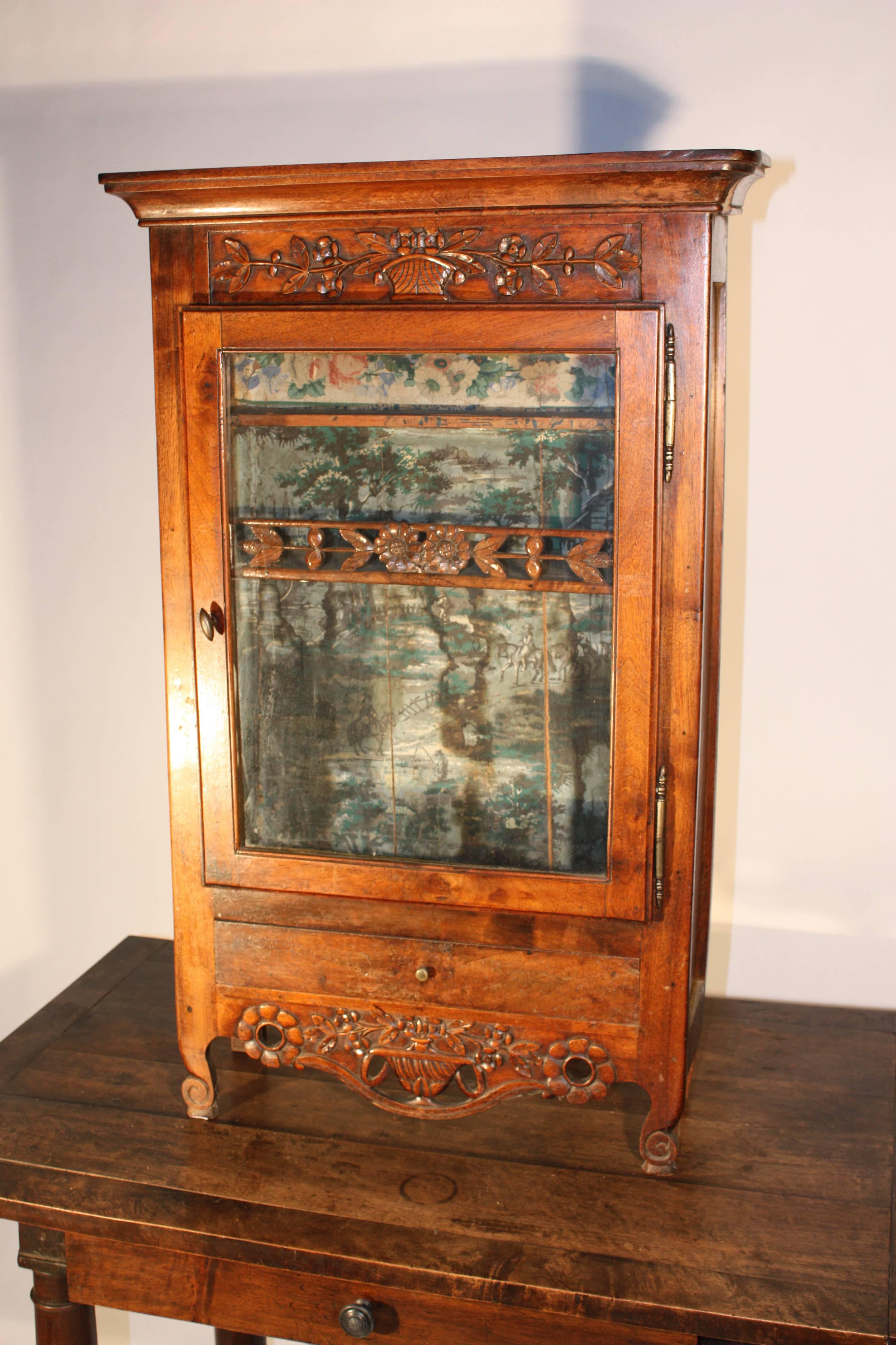 18th Century French Louis XV Wall Cabinet In Excellent Condition In Doylestown, PA