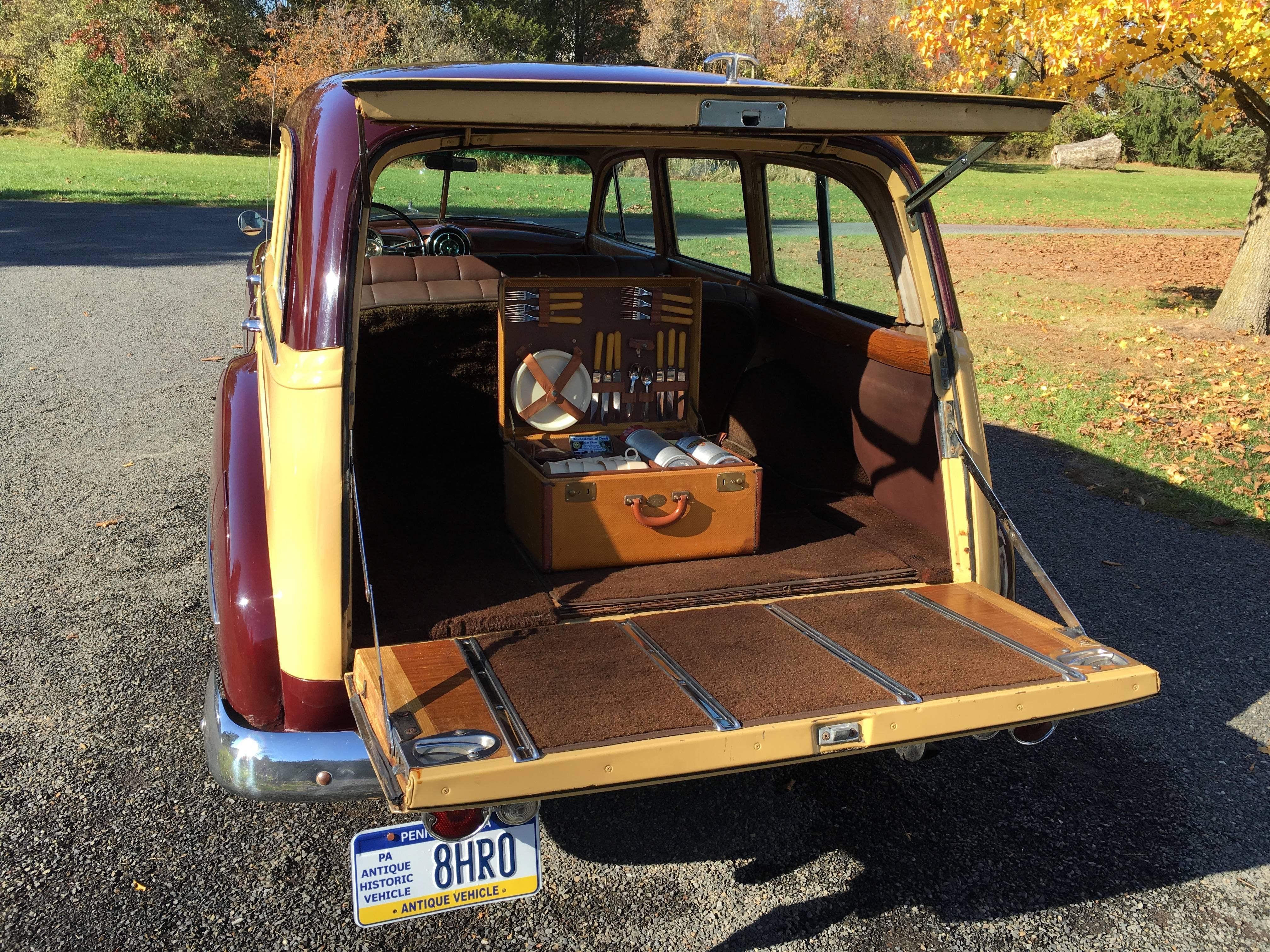 American Classic Pontiac Chieftain Deluxe Wagon, 1952