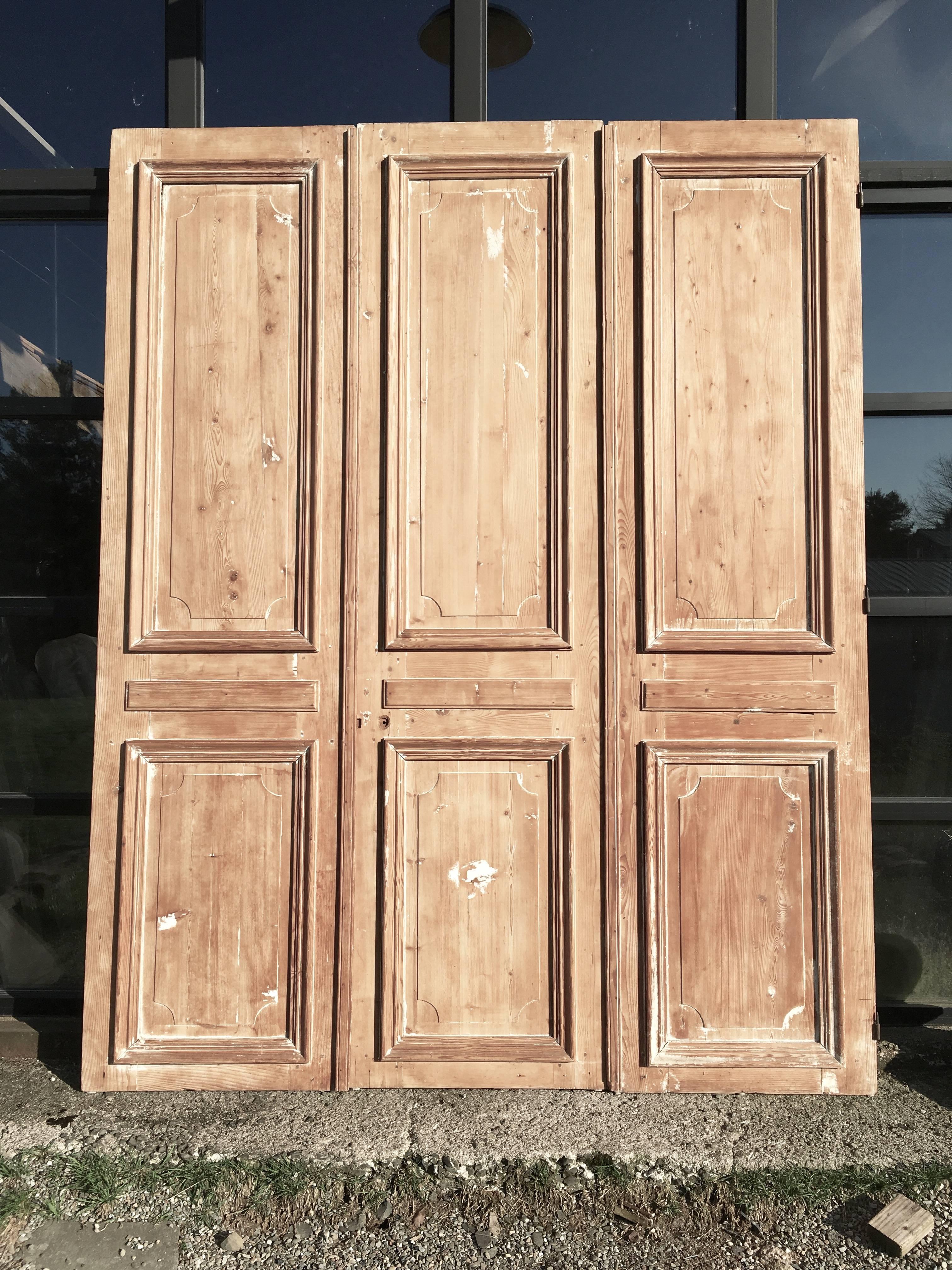 Three Large French Louis XVI Doors in Pine, circa 1800 2