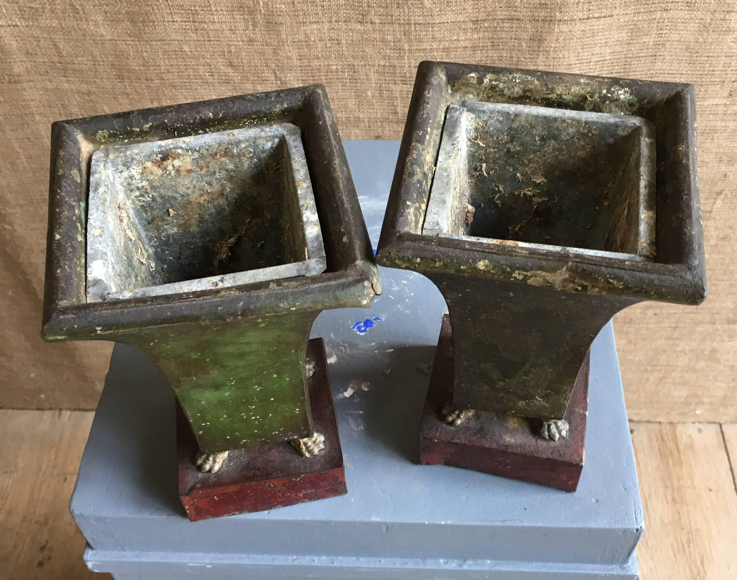 Pair of French Empire Period Tole Jardinière In Good Condition In Doylestown, PA