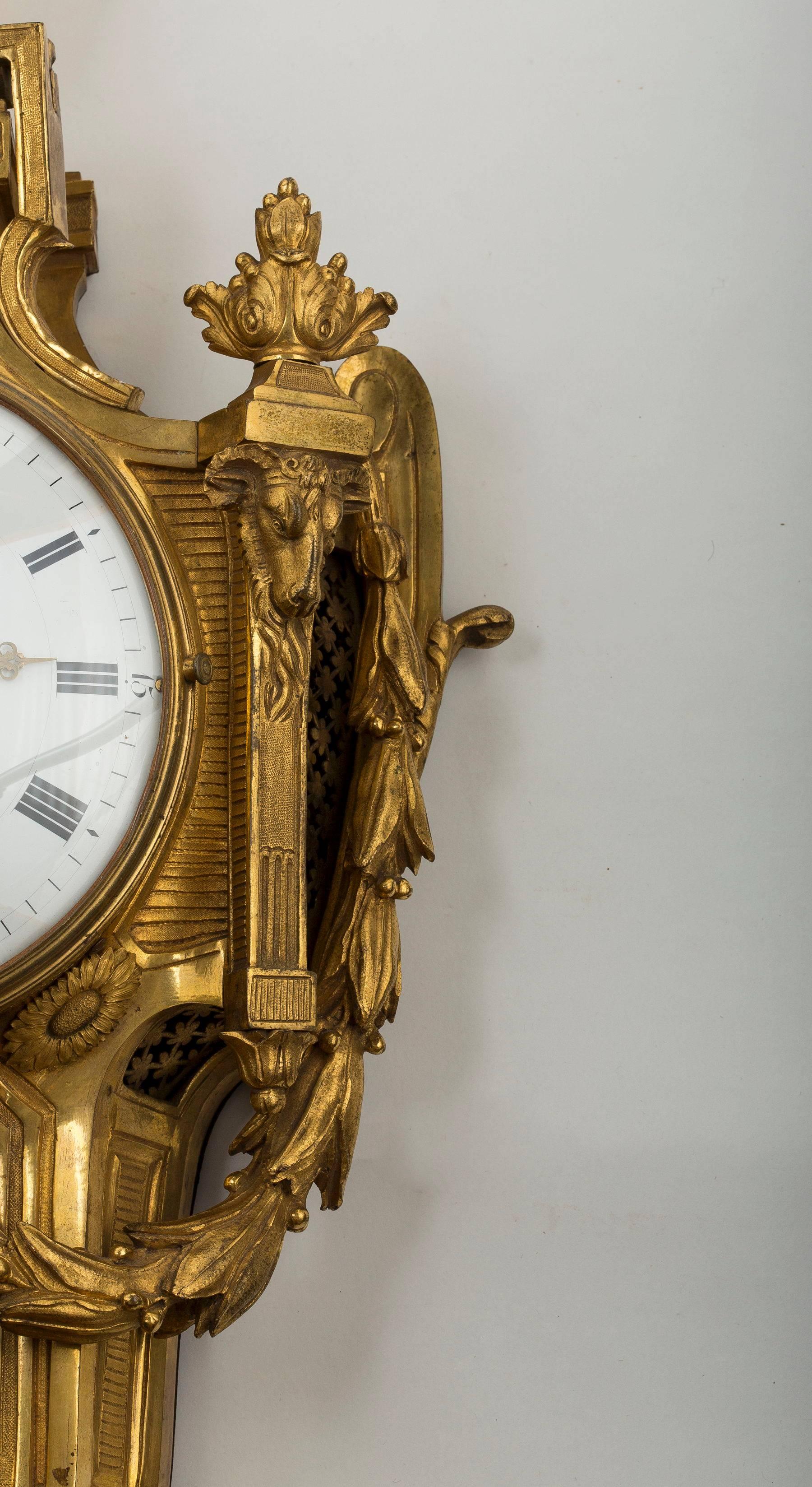Louis XVI Ormolu Cartel Uhr (Louis XVI.) im Angebot