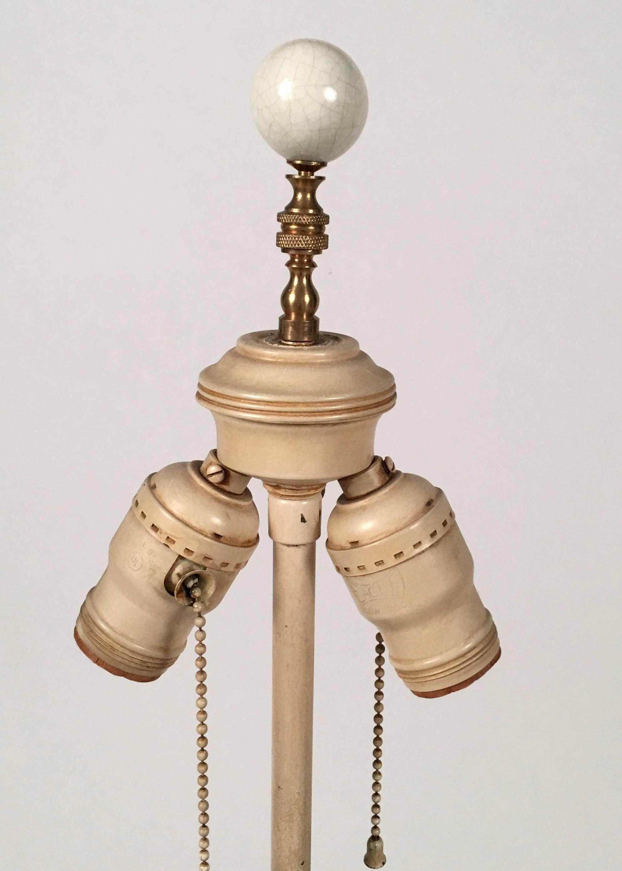 Pair of Italian Neoclassical Style Alabaster Urn Lamps 4