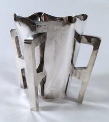 Mether:: vase ou seau à champagne en argent irlandais