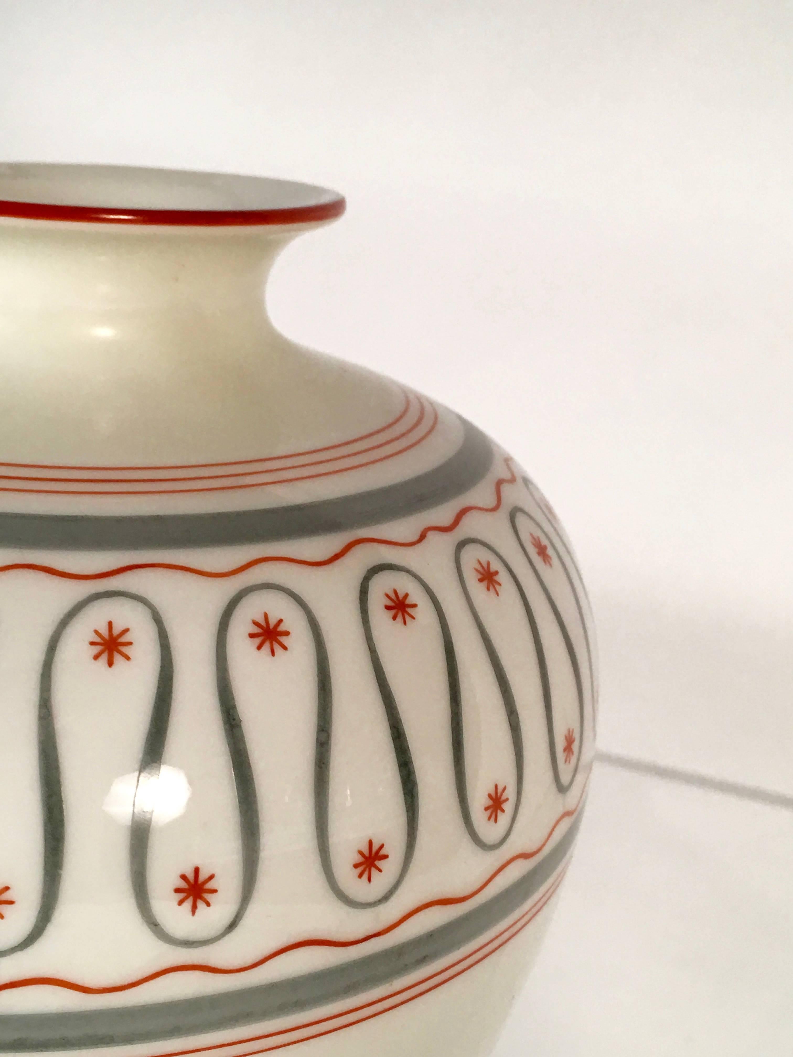 Hand-Painted Art Deco German Porcelain Vase, circa 1930