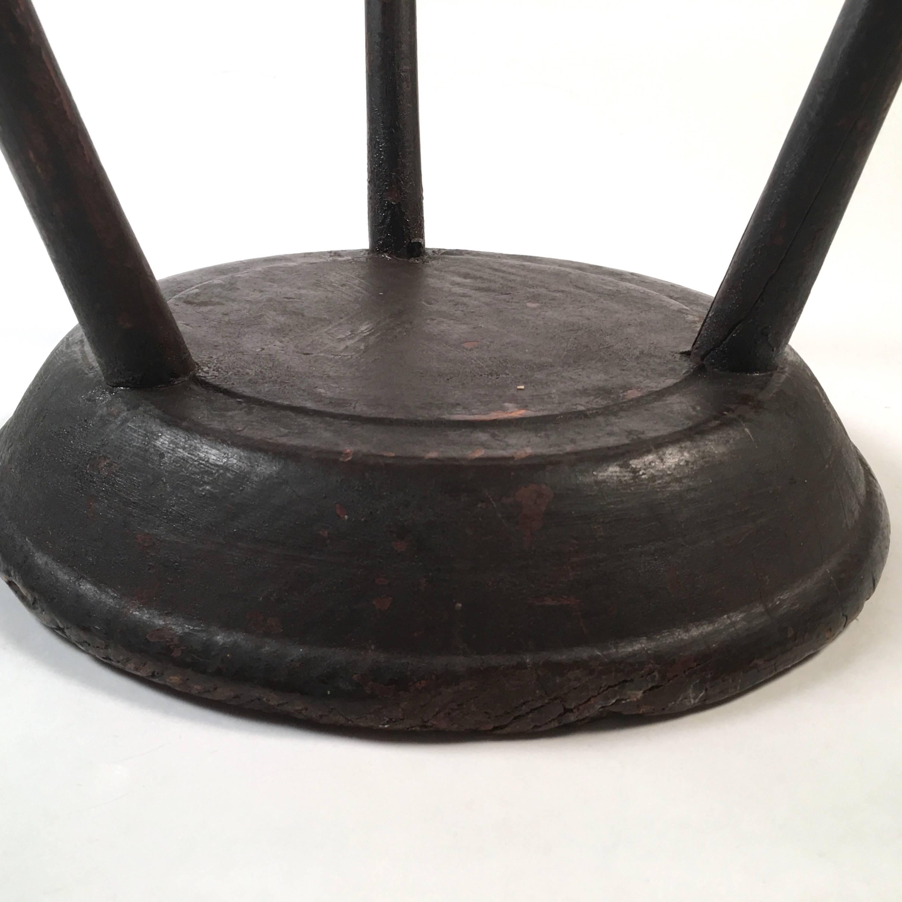 18th Century Milking Stool or Low Occasional Table In Excellent Condition In Essex, MA