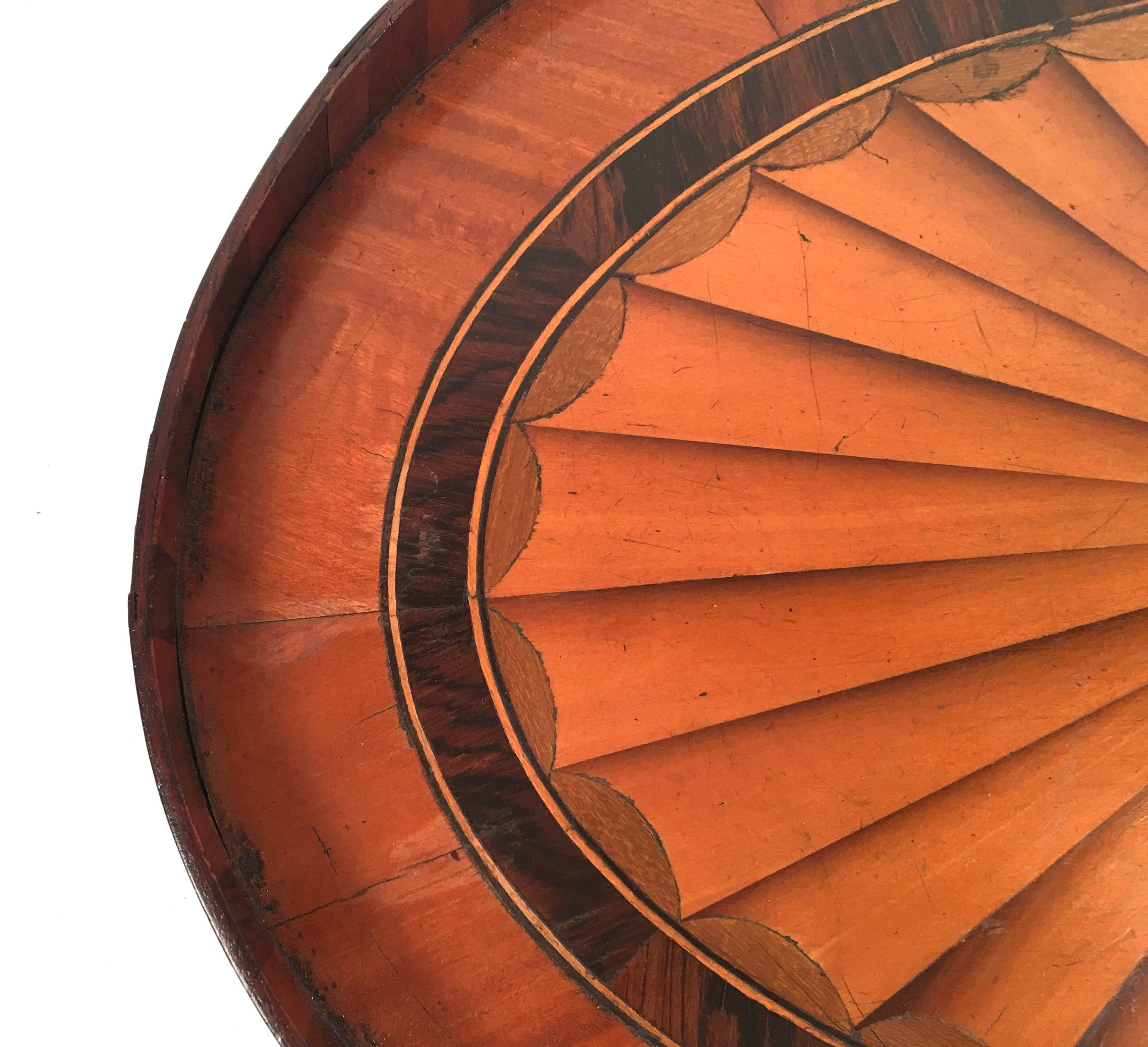George III Satinwood and Mahogany Marquetry Oval Tray In Good Condition In Essex, MA