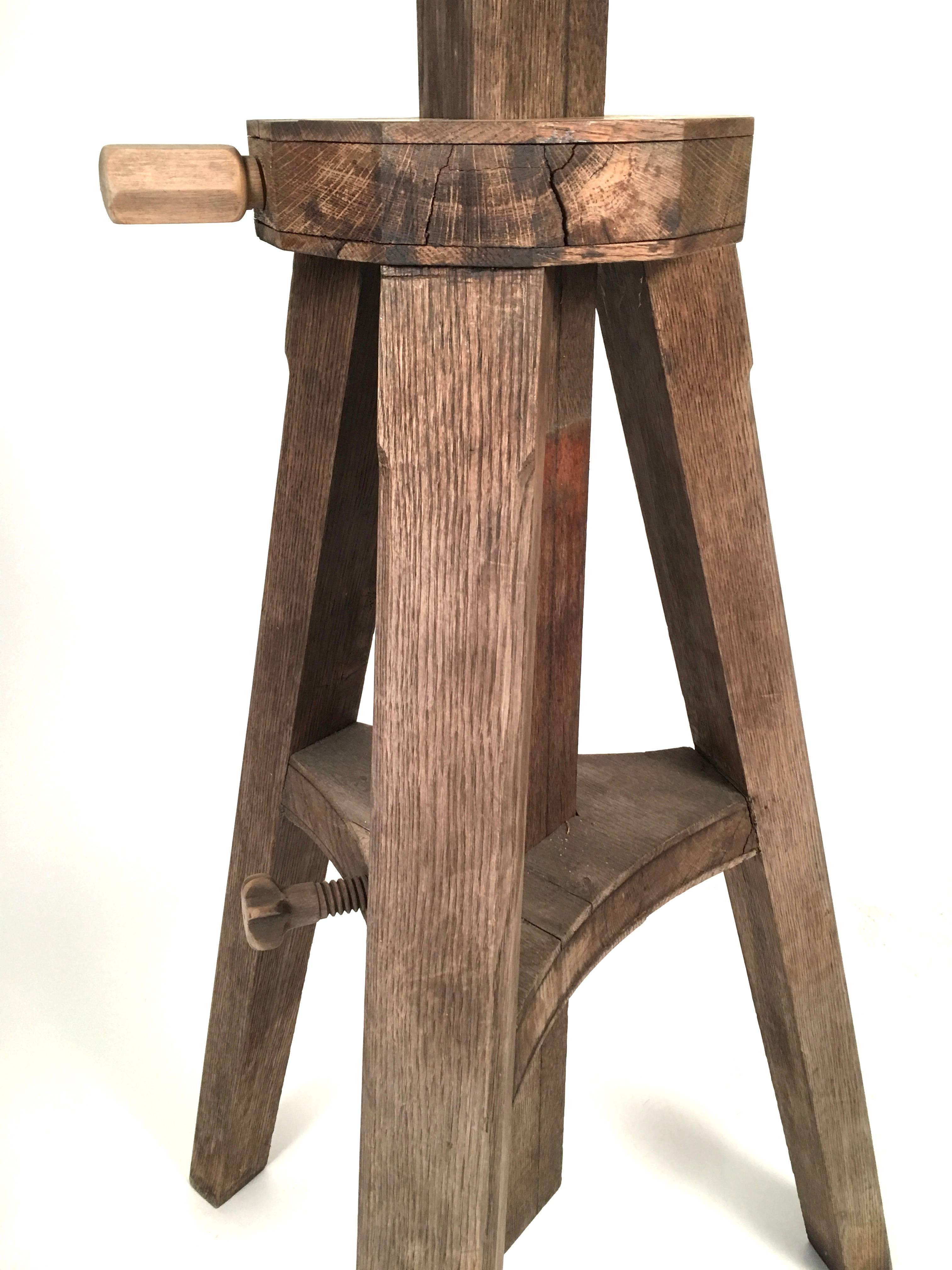 Oak Adjustable Height Sculptor's Stand 2