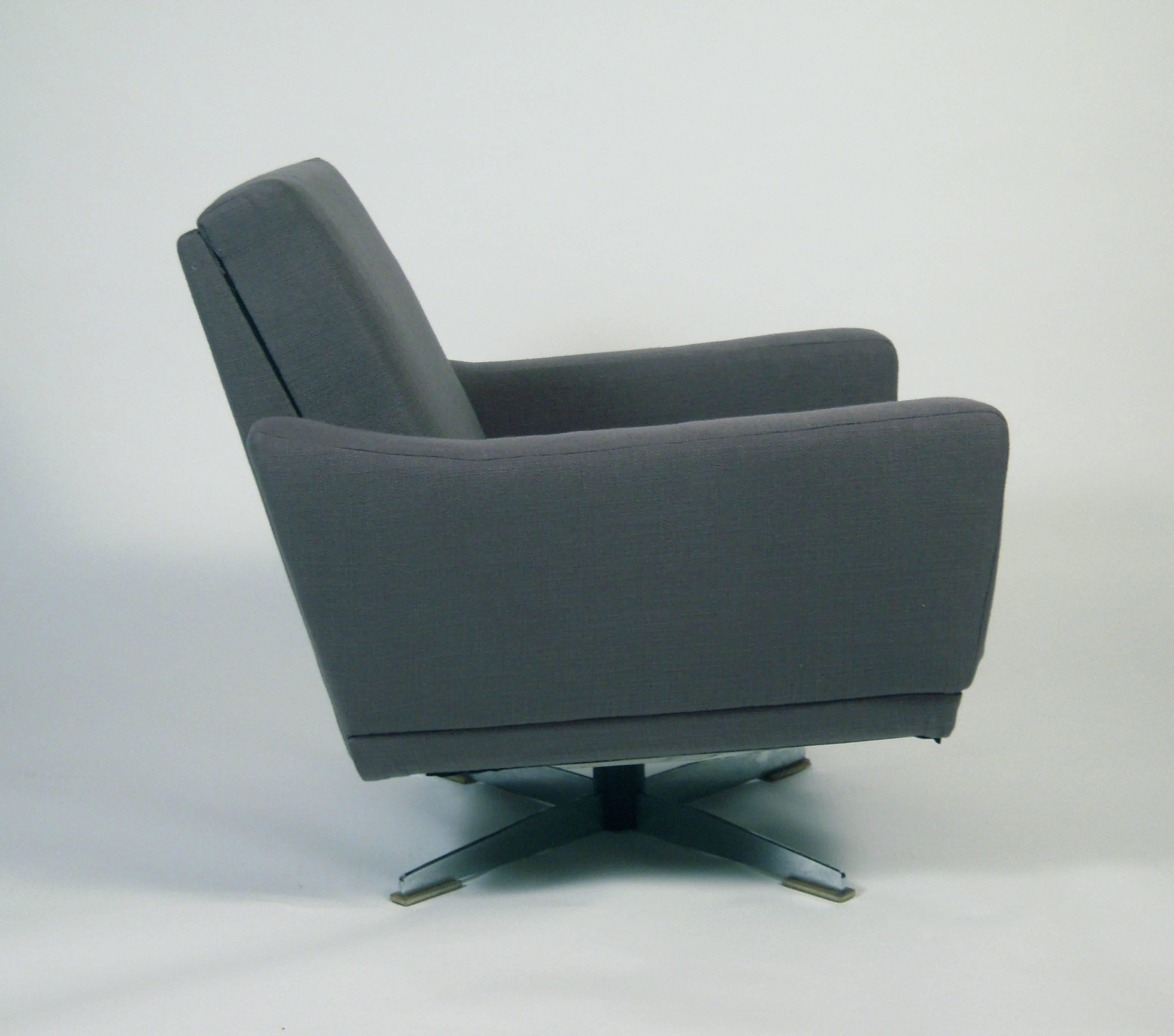 mid century modern swivel chair