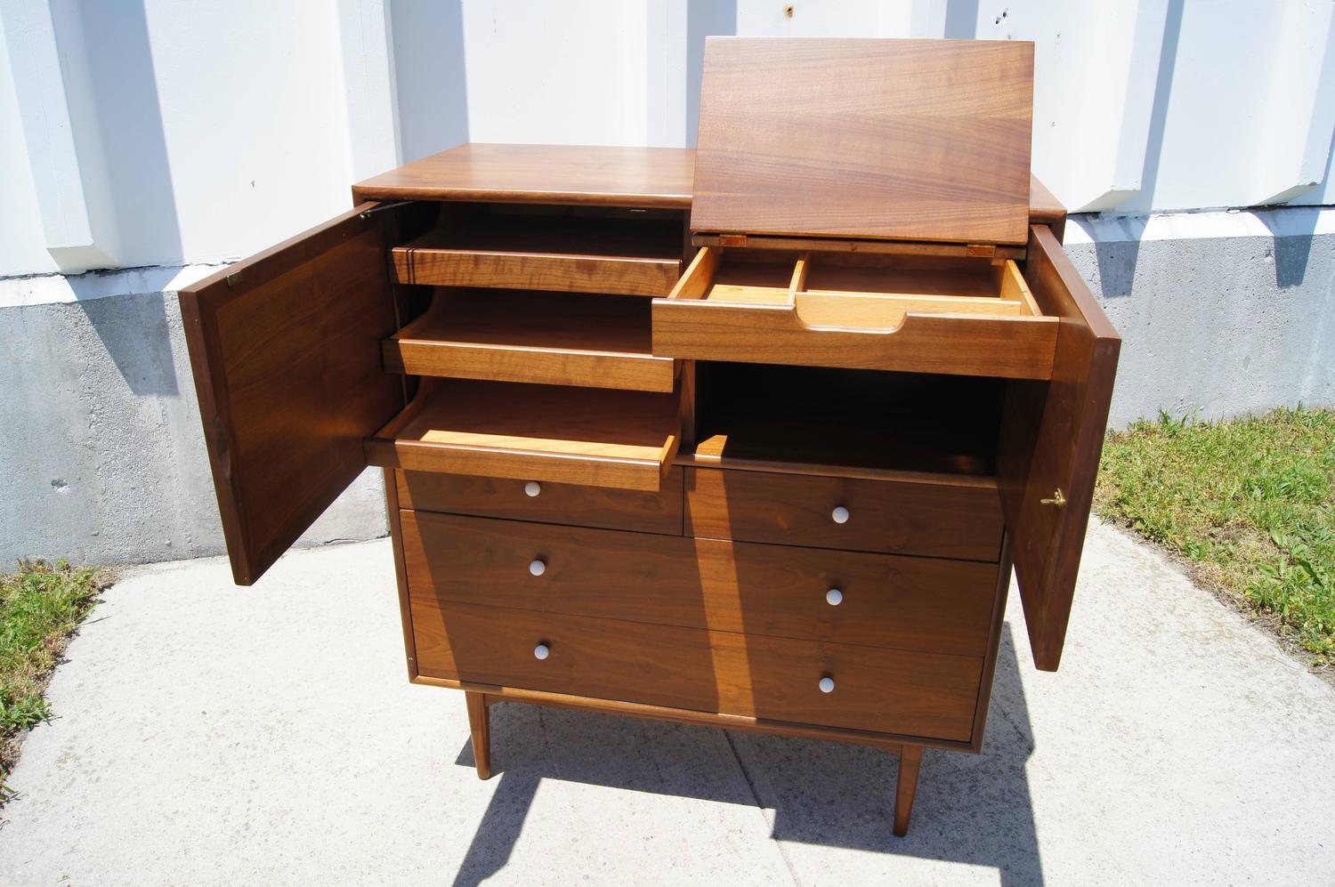 Men's Dresser by Kipp Stewart and Stewart MacDougall for Drexel