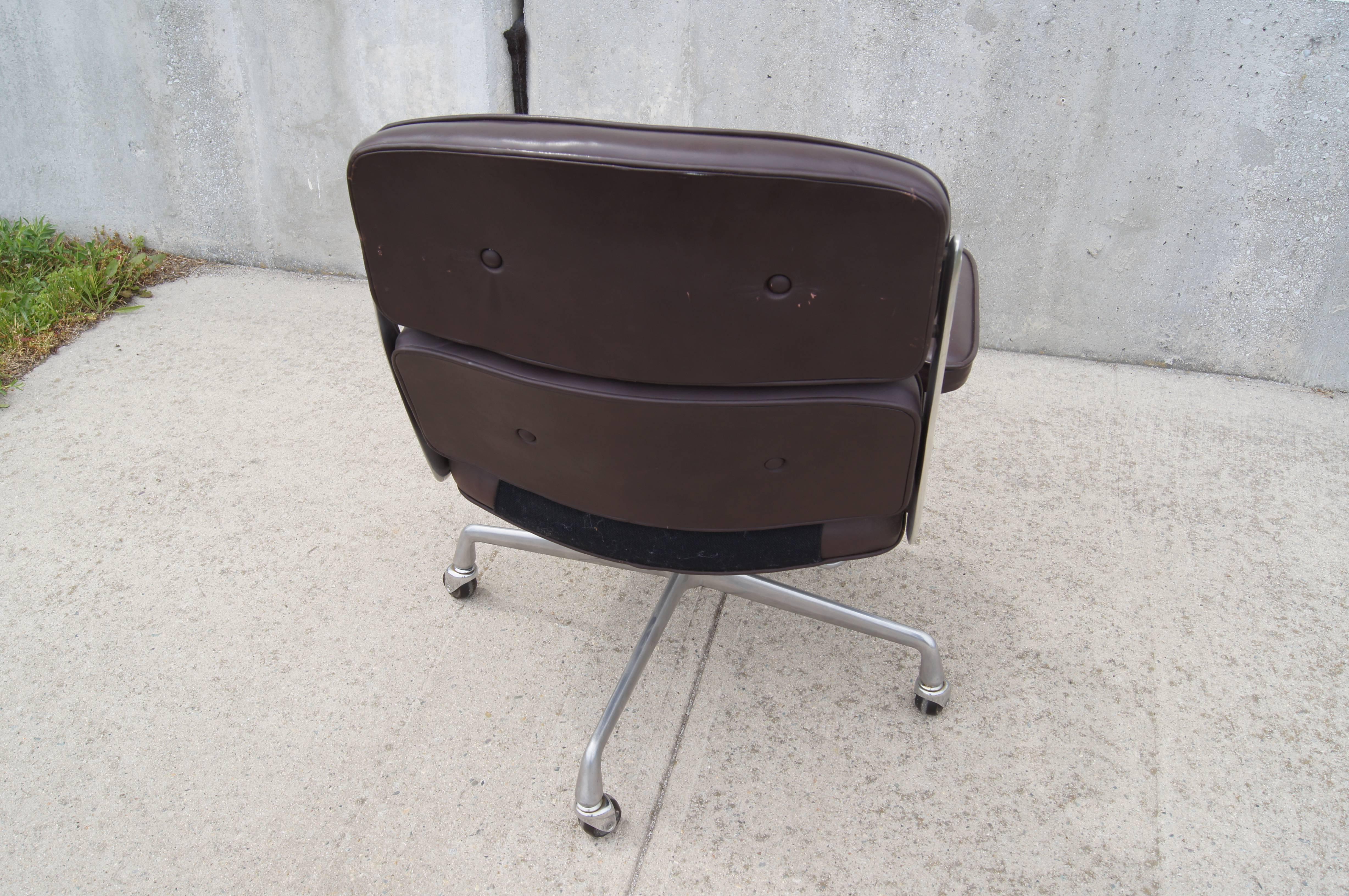 eames time life executive chair
