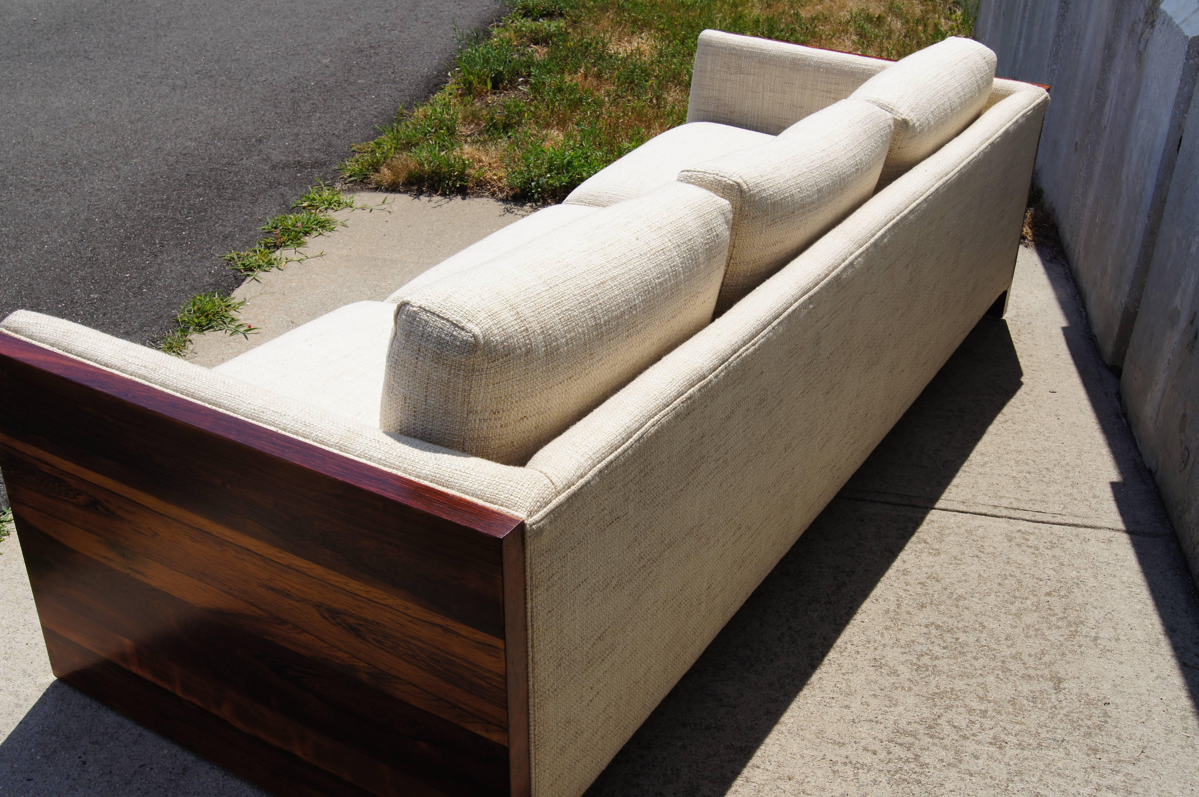 Mid-20th Century Rosewood Three-Seat Case Sofa by Milo Baughman for Forecast