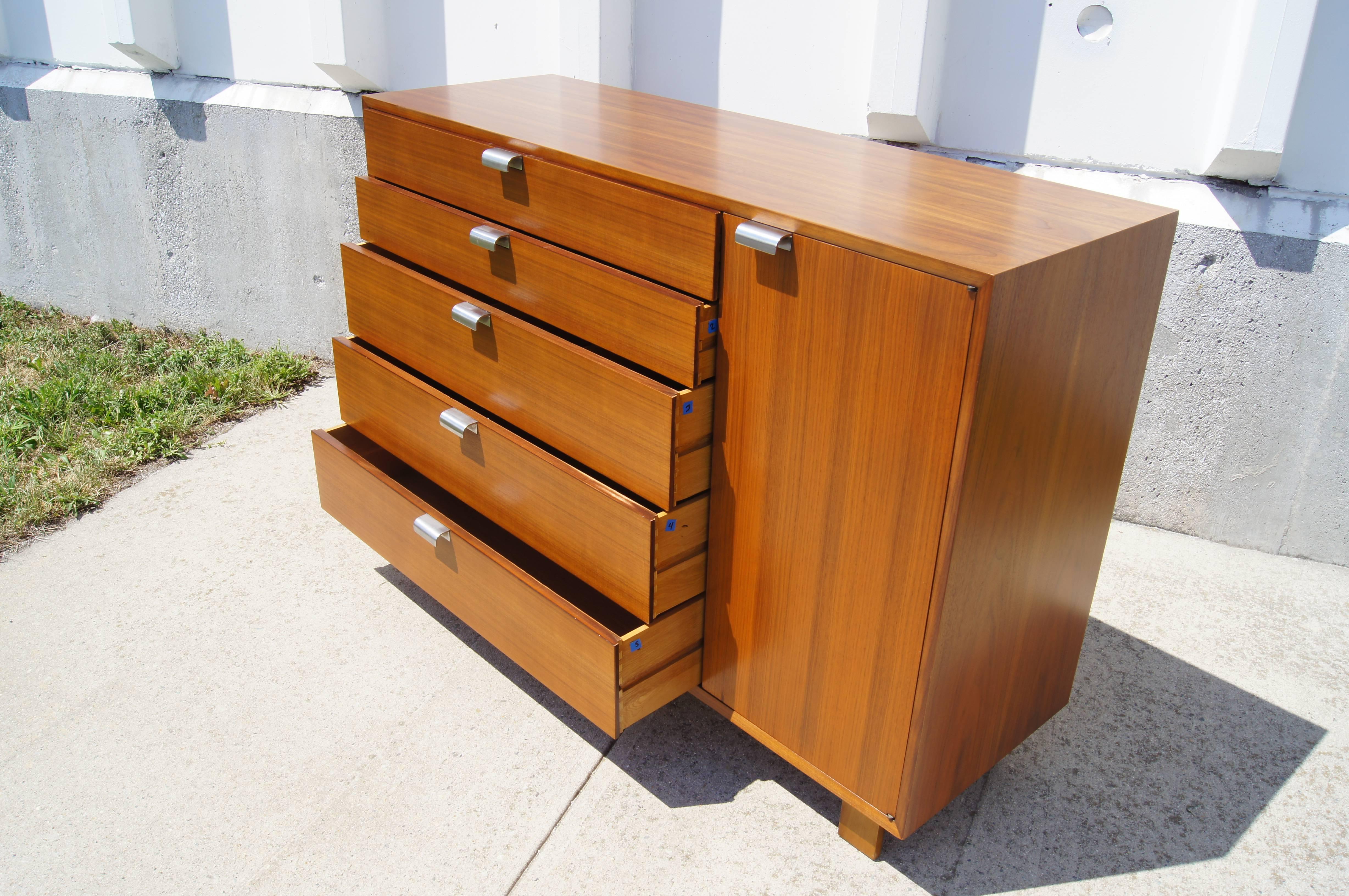 BSC Dresser/ Cabinet by George Nelson for Herman Miller In Excellent Condition In Dorchester, MA