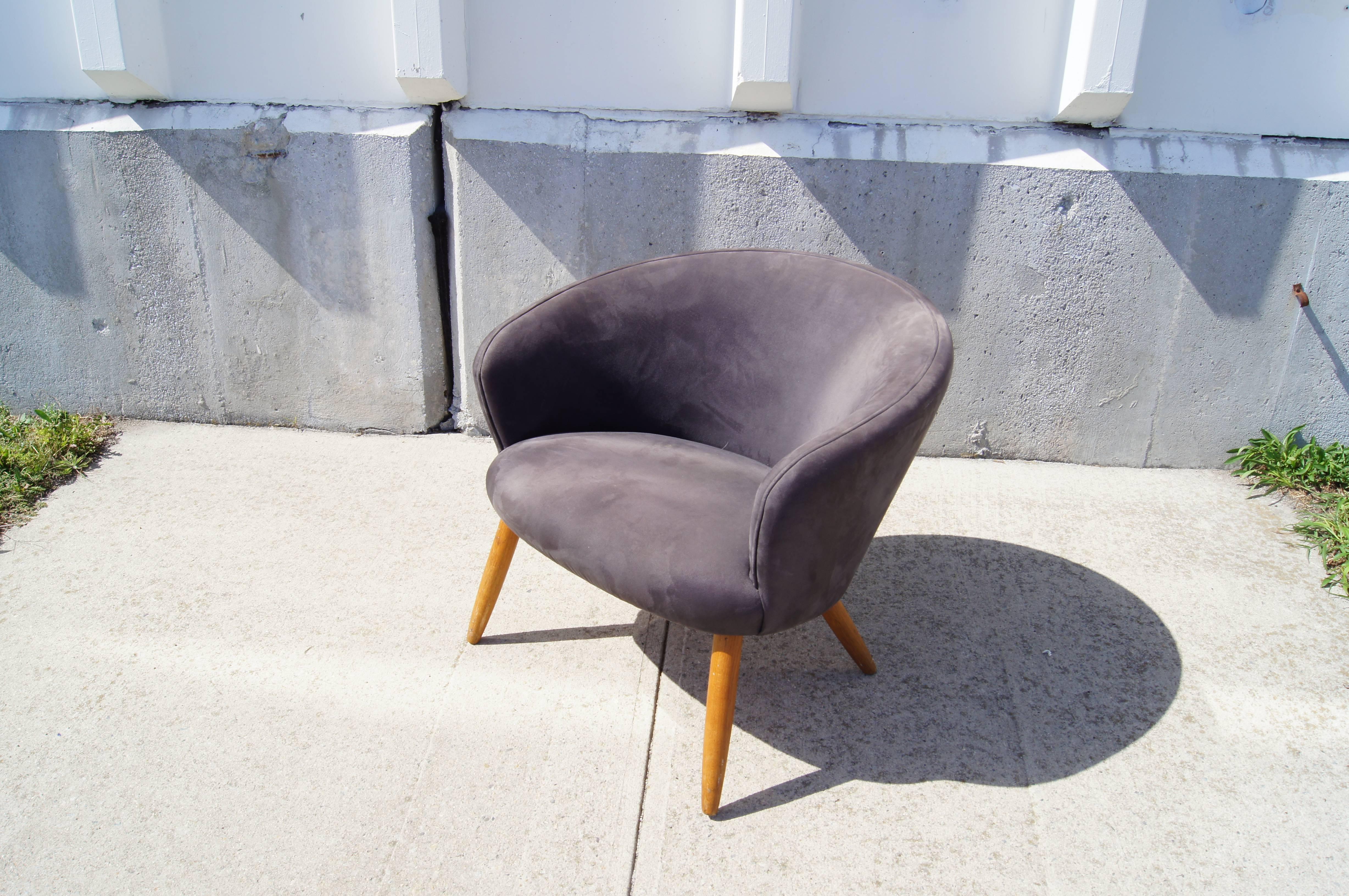 Danish Modern Lounge Chair in the Style of Nanna Ditzel In Good Condition In Dorchester, MA