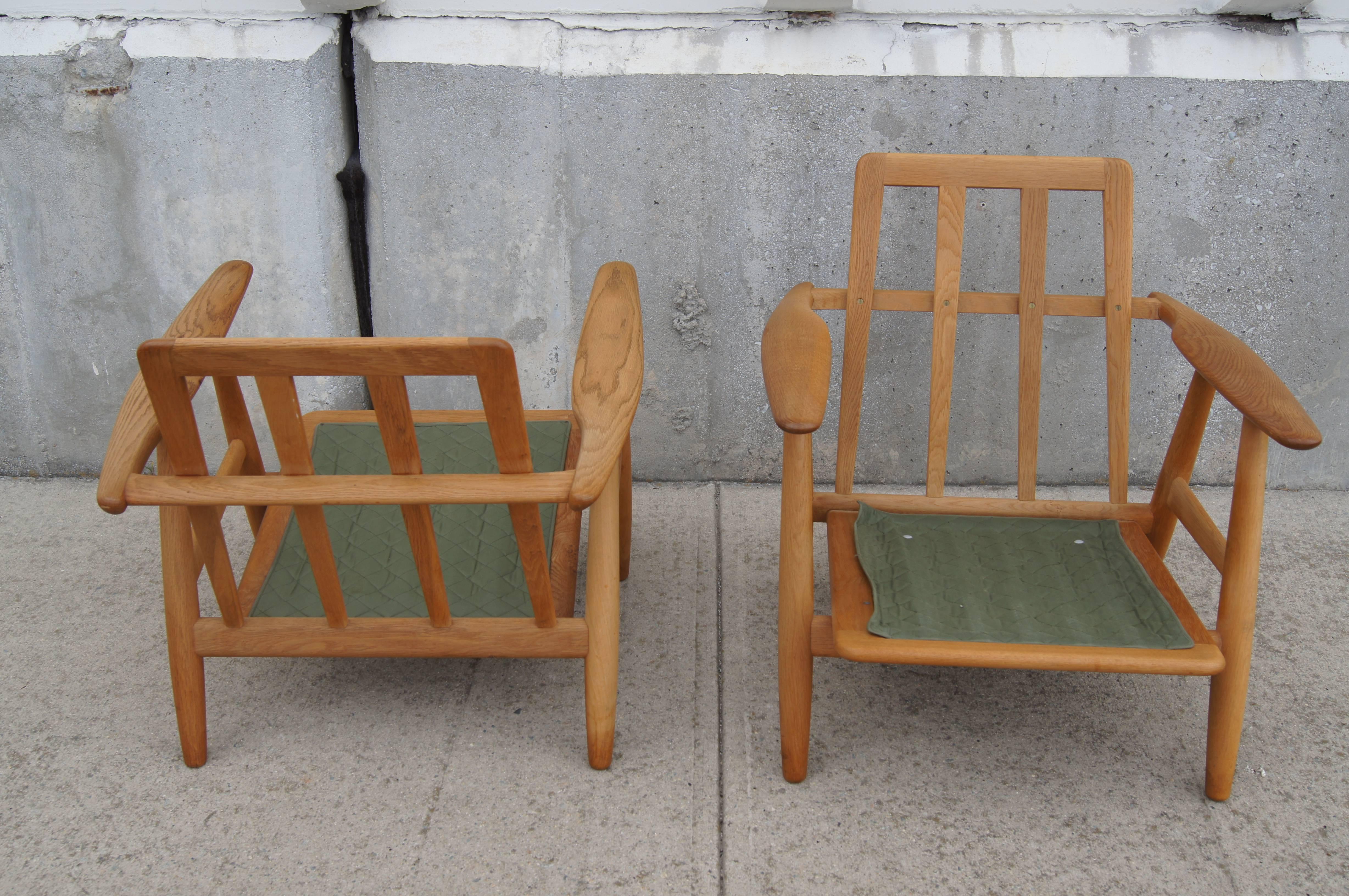 Mid-20th Century Pair of GE240 Cigar Chairs by Hans Wegner for GETAMA