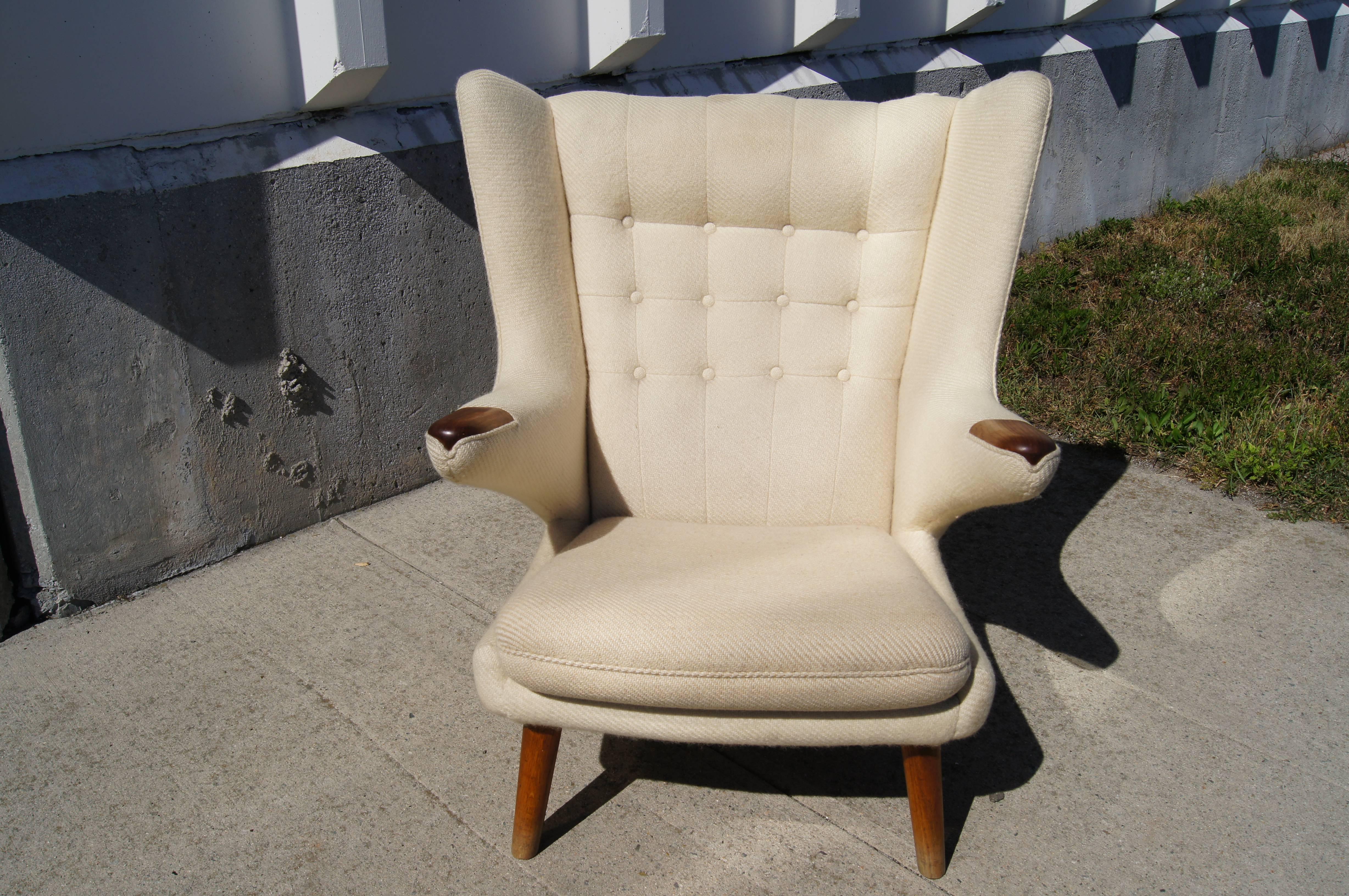 Papa Bear Chair, Model Ap19, by Hans Wegner for A.P. Stolen In Good Condition In Dorchester, MA