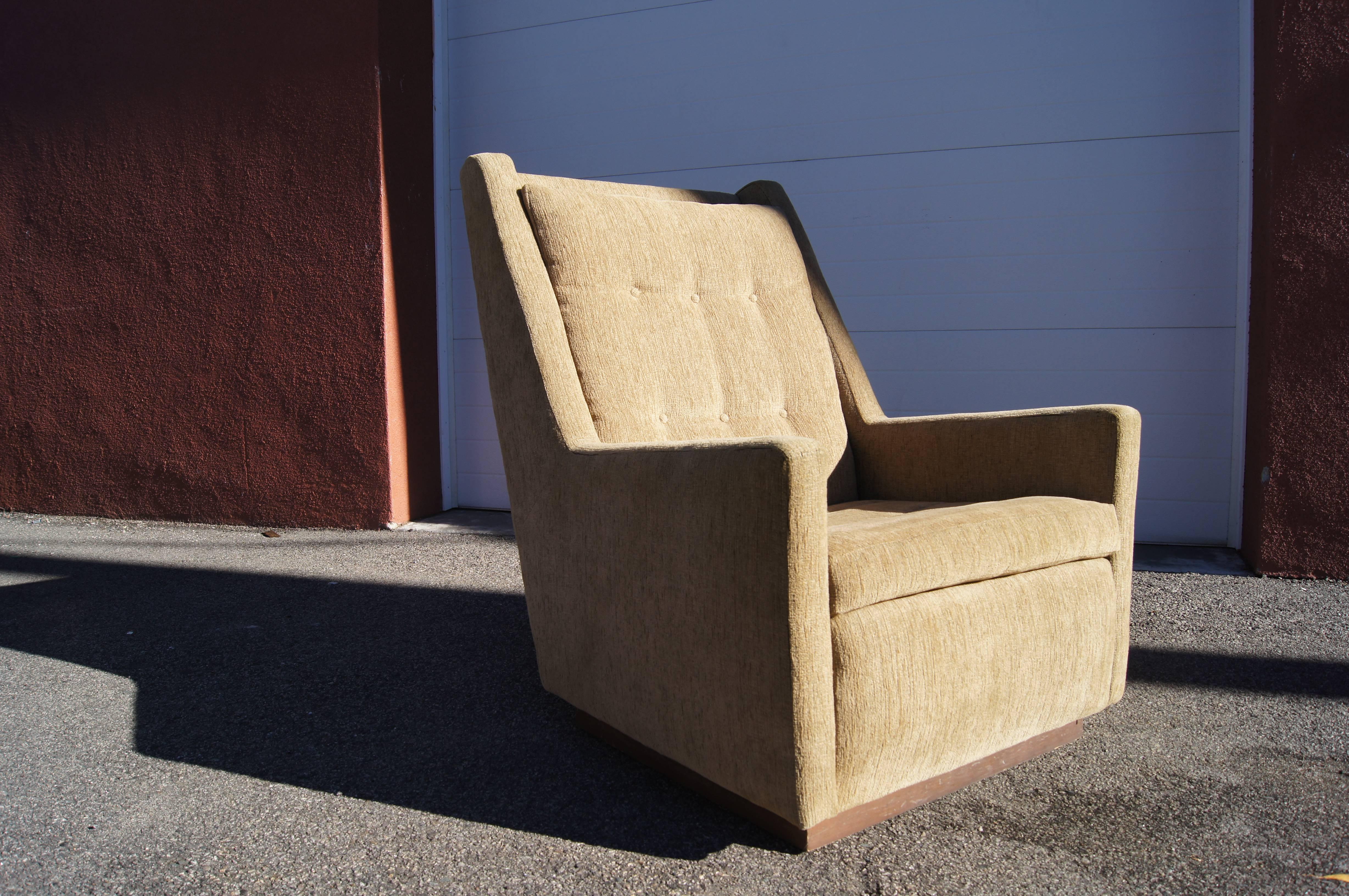 Mid-Century Modern High-Back Lounge Chair in the Style of Harvey Probber