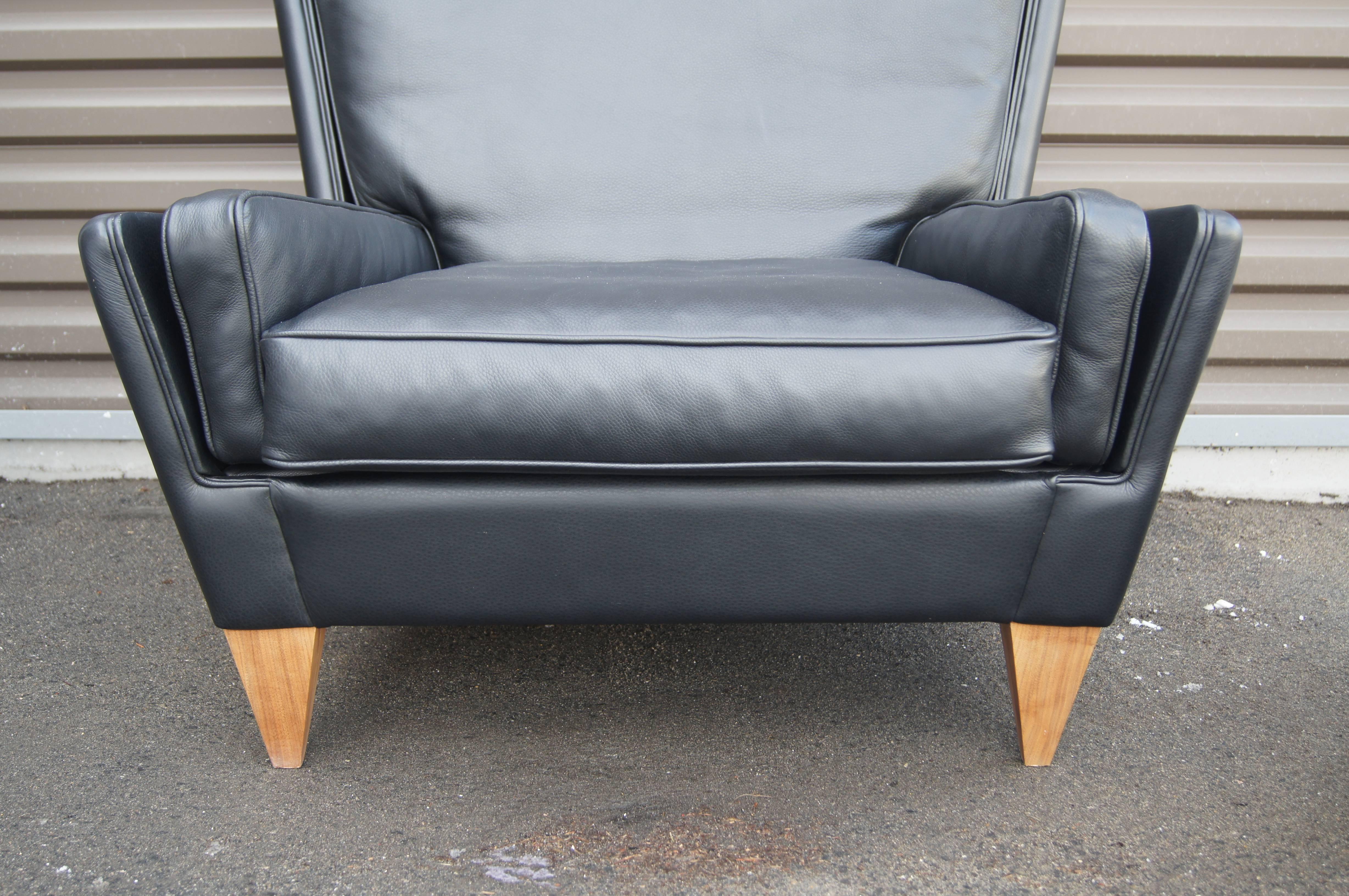 Scandinavian Modern Black Leather Lounge Chair and Ottoman, Model V11, by Illum Wikkelsø