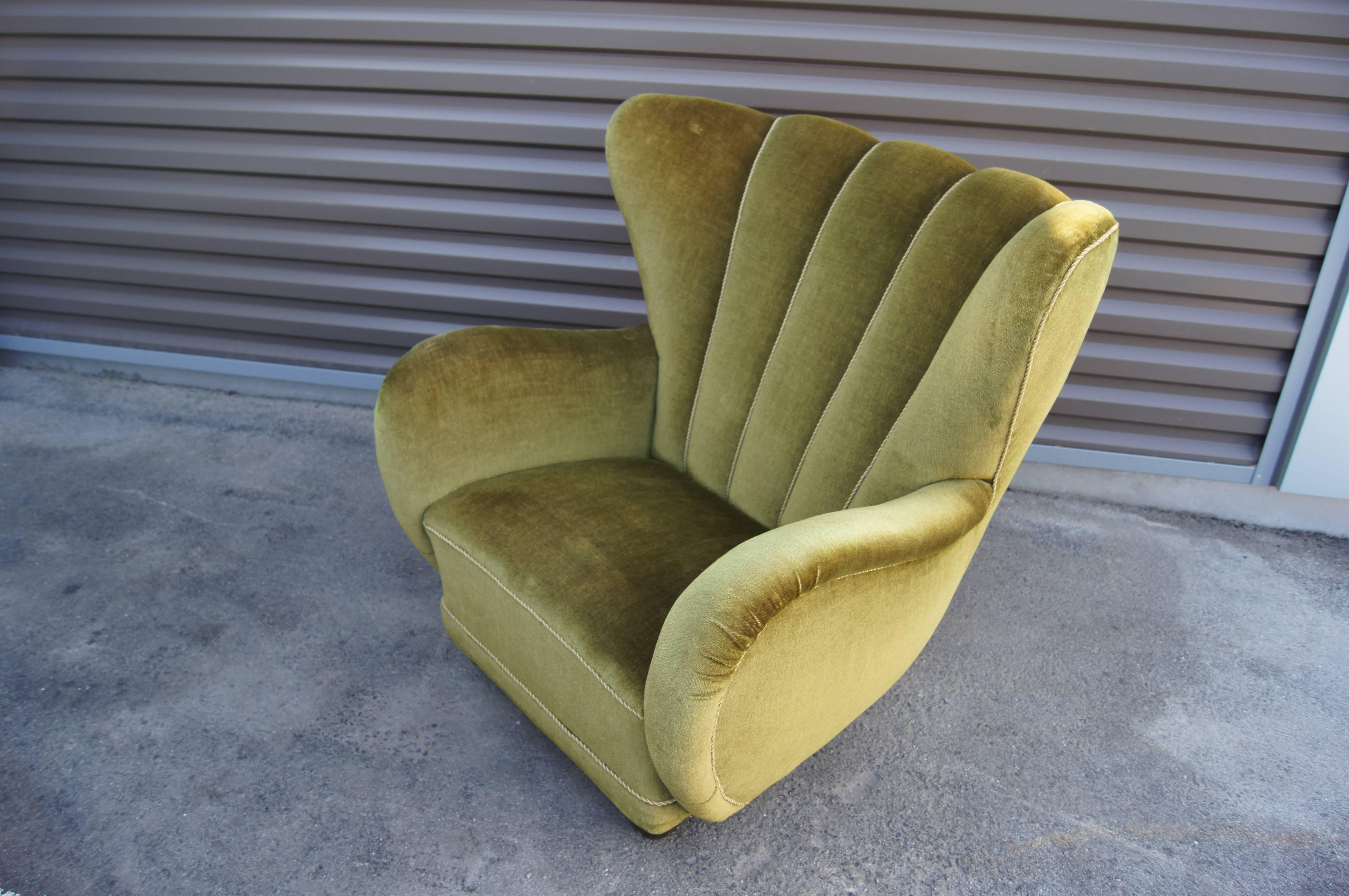 Danish Art Deco Club Chair in Moss Green Mohair In Excellent Condition In Dorchester, MA