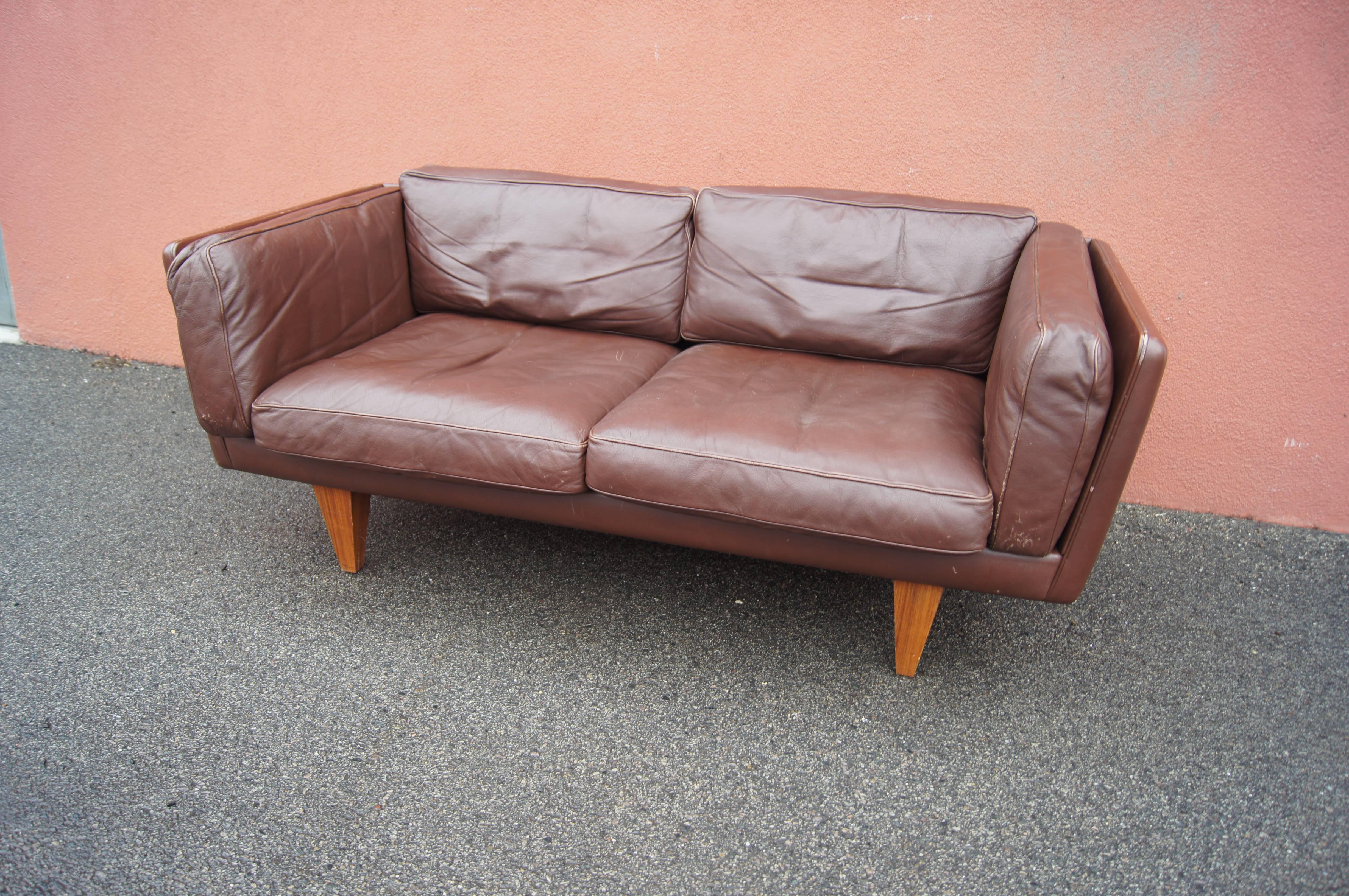 Danish Brown Leather V11 Settee by Illum Wikkelsø for Holger Christiansen