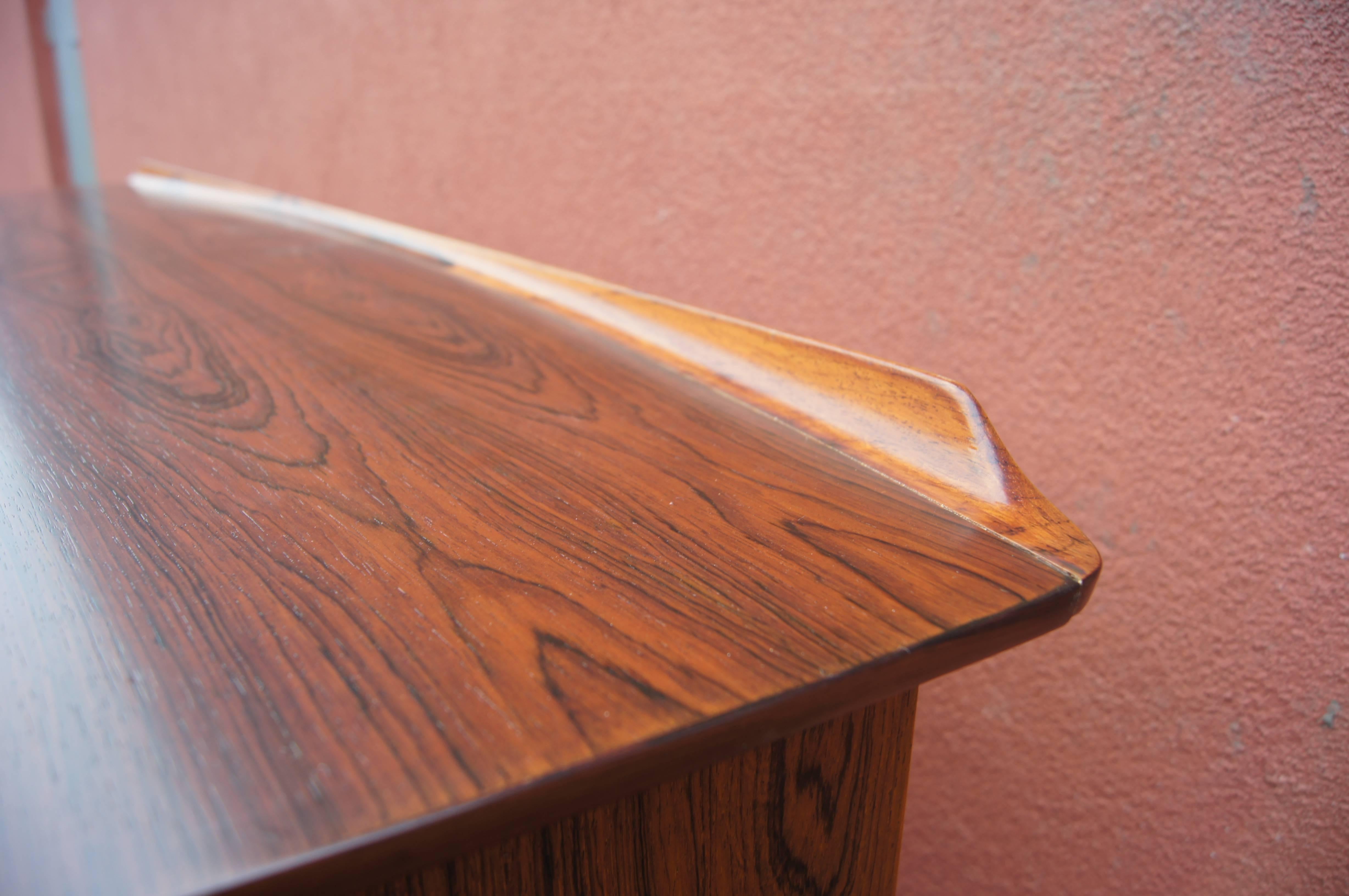 Schreibtisch aus Palisanderholz, Modell SH 180, von Svend Aage Madsen für Sigurd Hansen im Zustand „Gut“ in Dorchester, MA