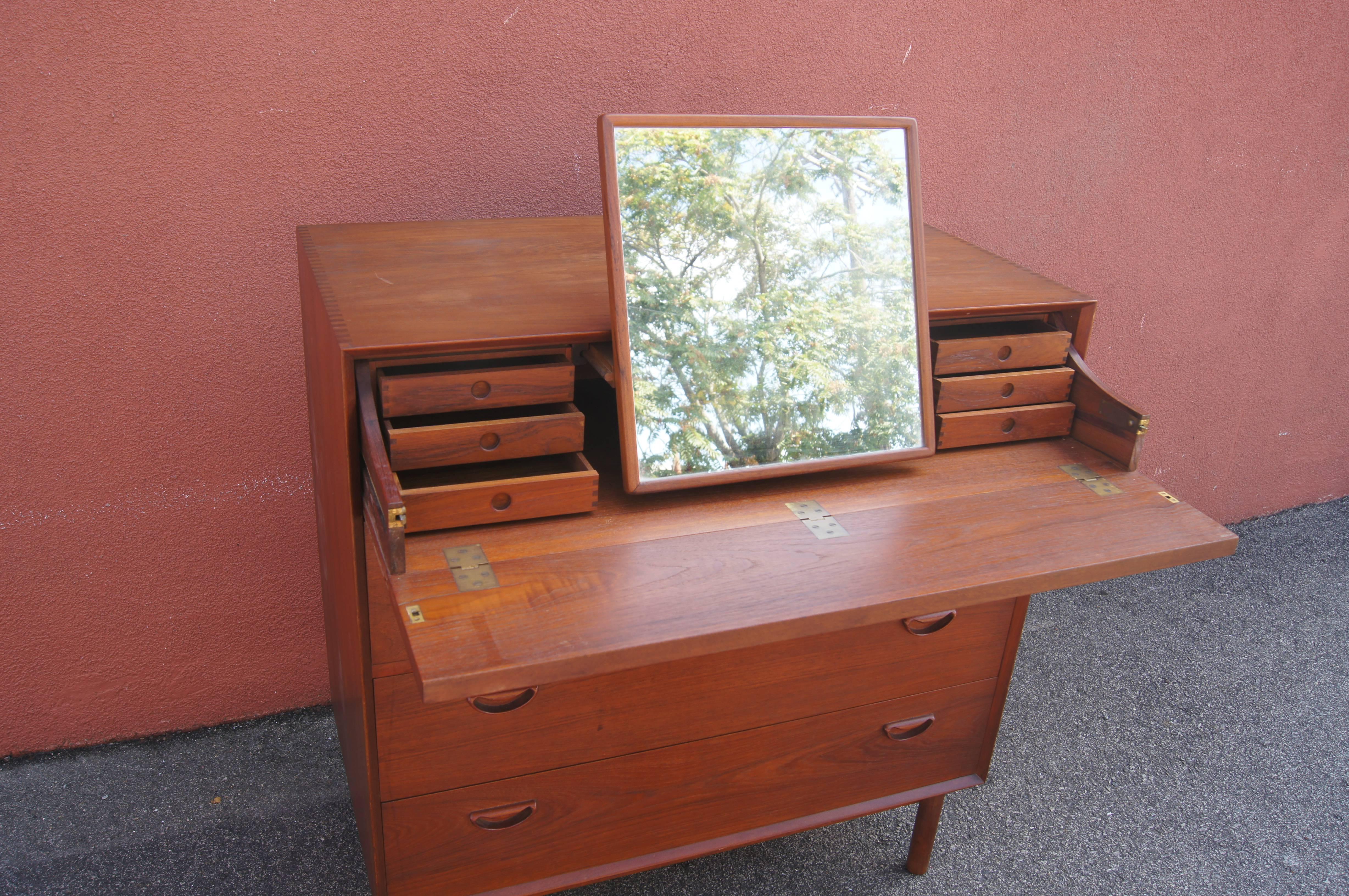 Danish Teak Gentleman's Dresser with Mirror by Peter Hvidt and Orla Mølgaard-Nielsen For Sale