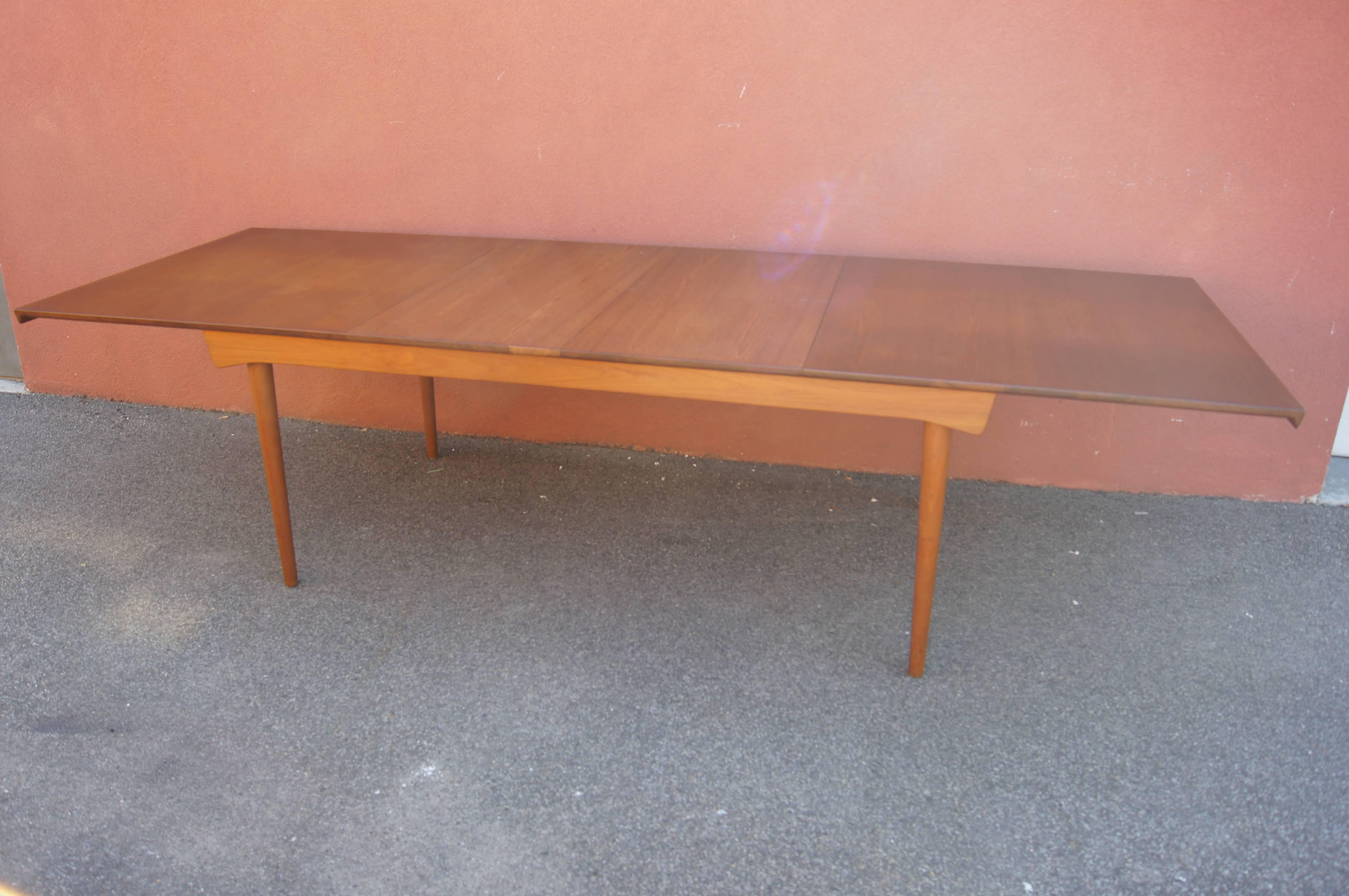 Teak Dining Table with Extensions by Finn Juhl for France & Son In Excellent Condition In Dorchester, MA