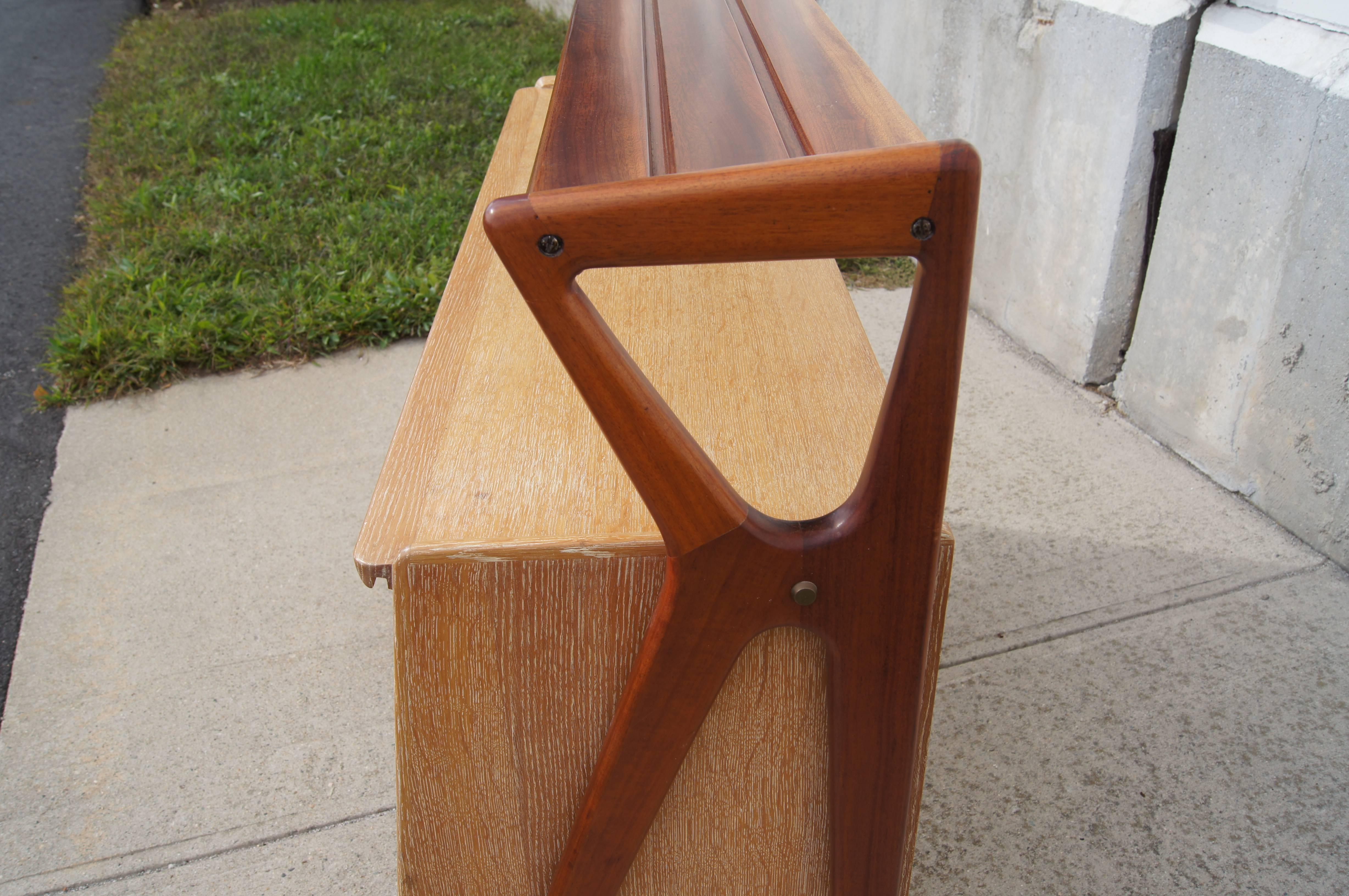 Cerused Oak and Mahogany Bar Cabinet by Louis Paolozzi for René Godfroid For Sale 1