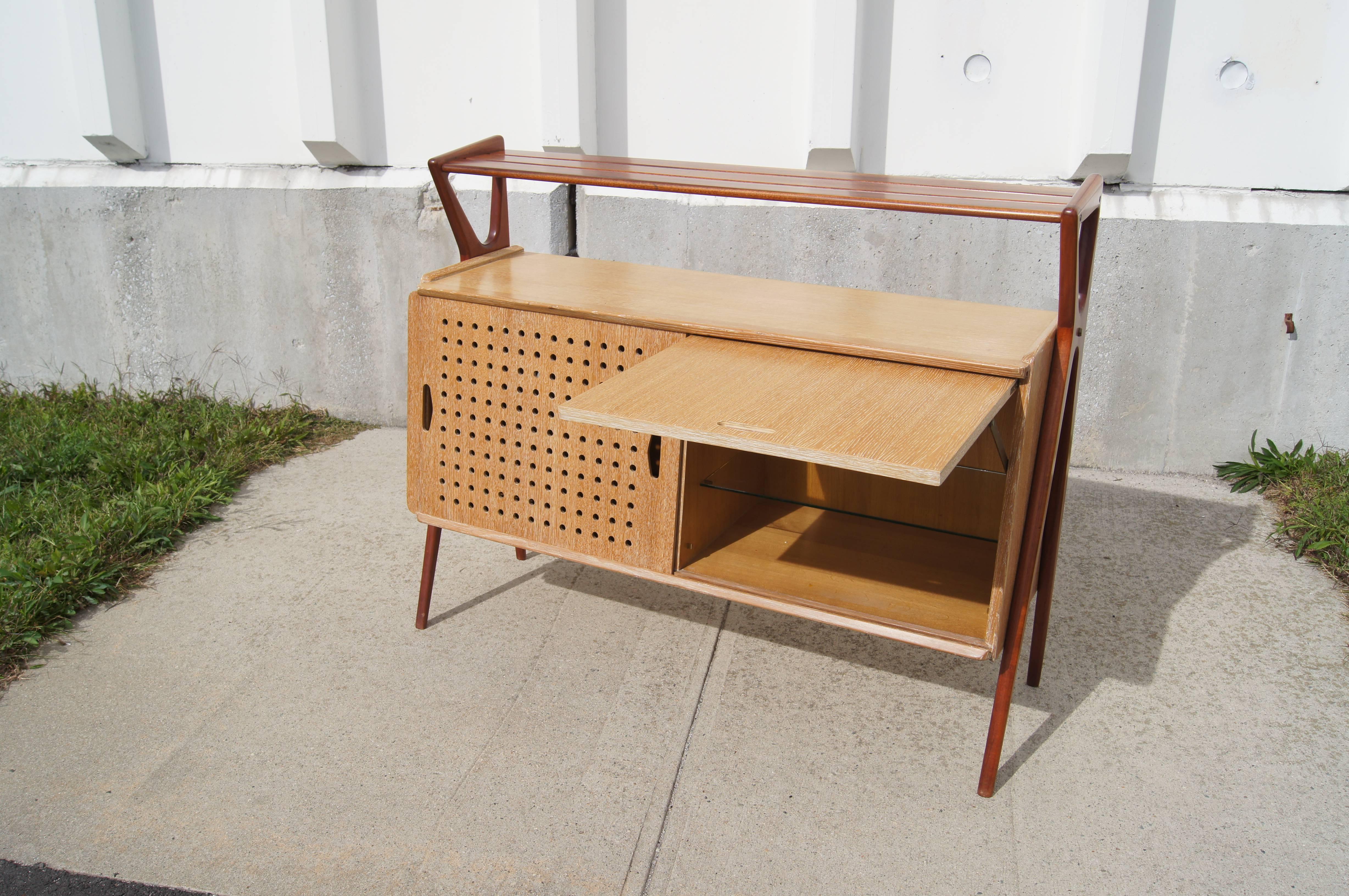 Mid-Century Modern Cerused Oak and Mahogany Bar Cabinet by Louis Paolozzi for René Godfroid For Sale