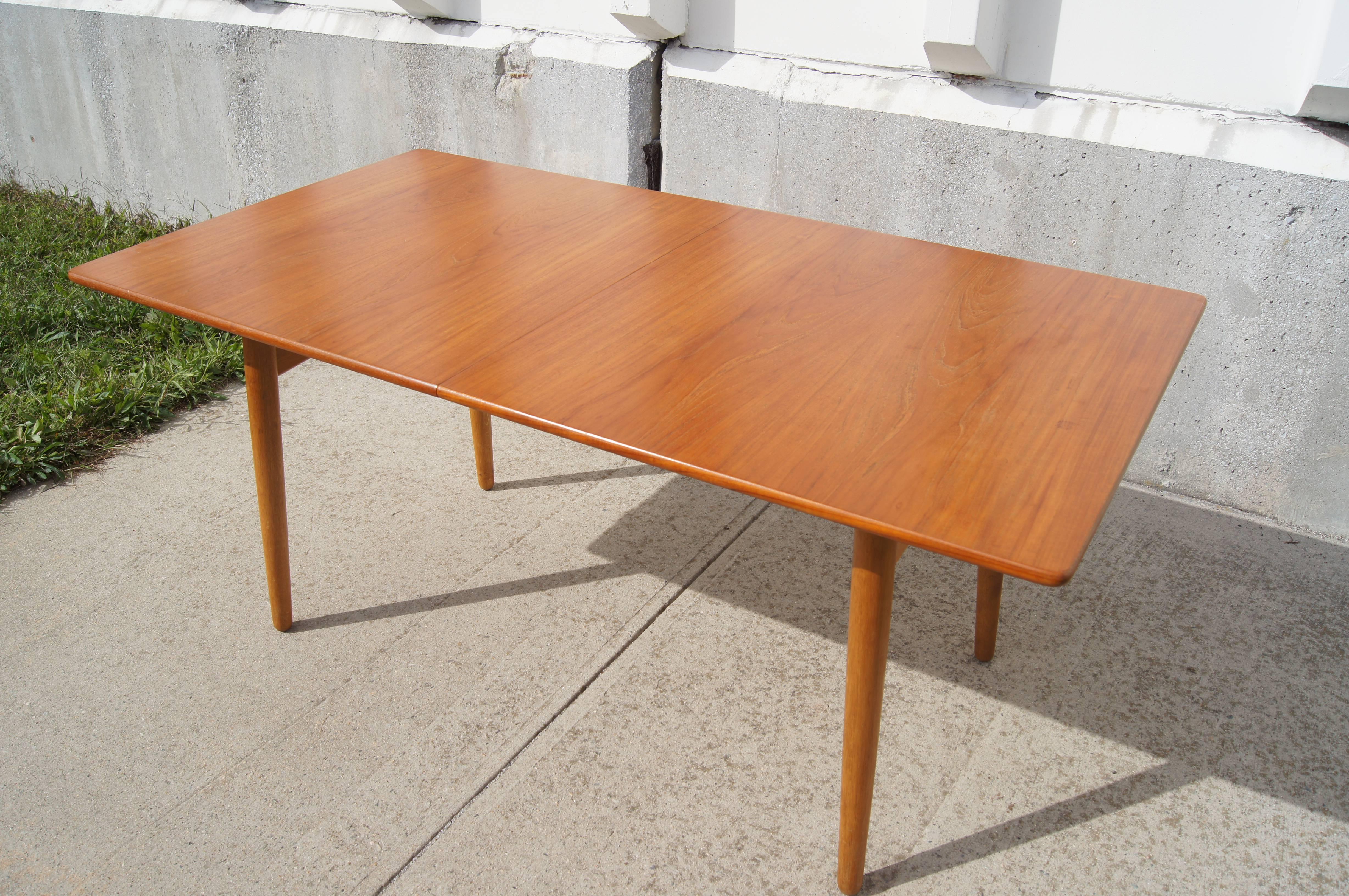 hans wegner dining table