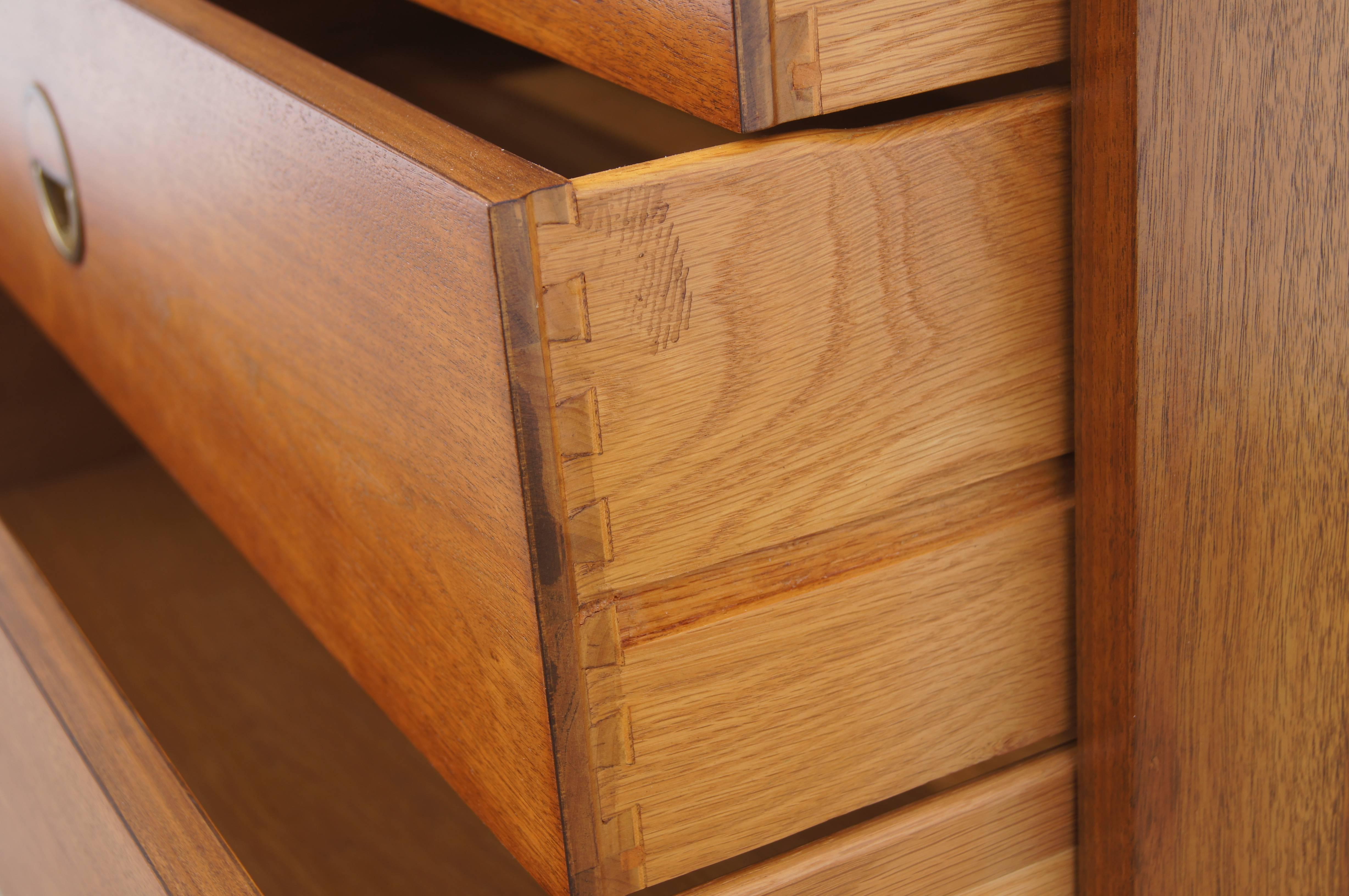 Solid Walnut Chest of Drawers by Edward Wormley for Dunbar  In Excellent Condition In Dorchester, MA