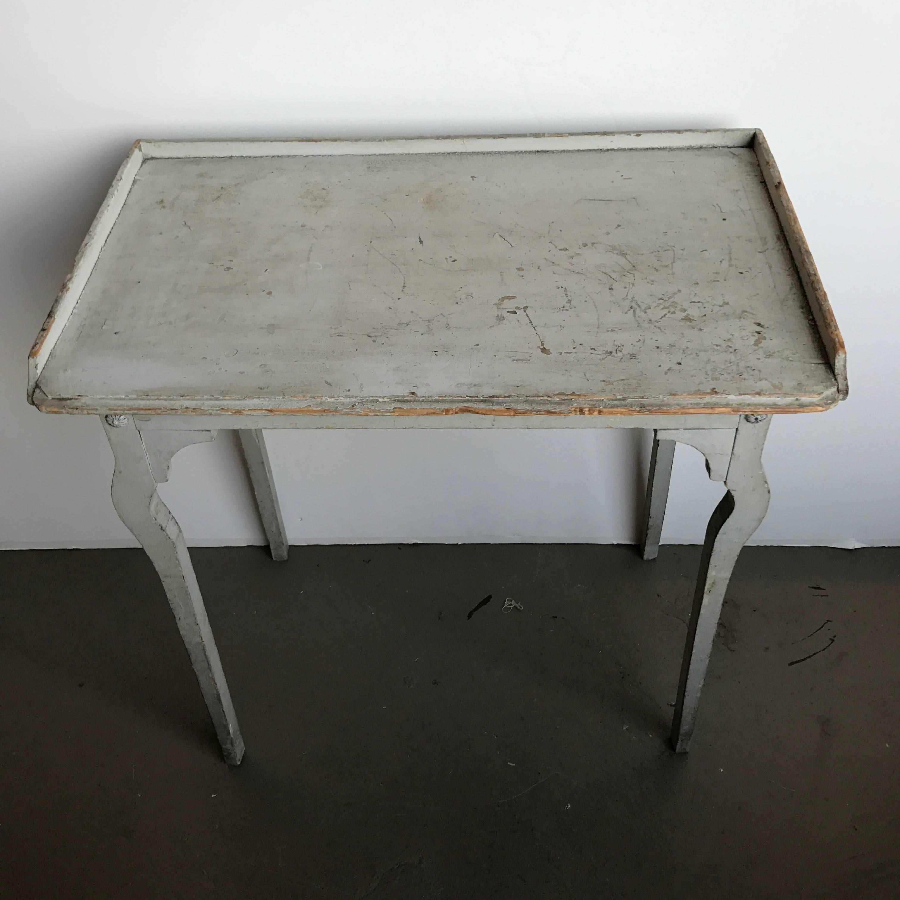 19th Century French Painted Work Table In Good Condition In Boston, MA