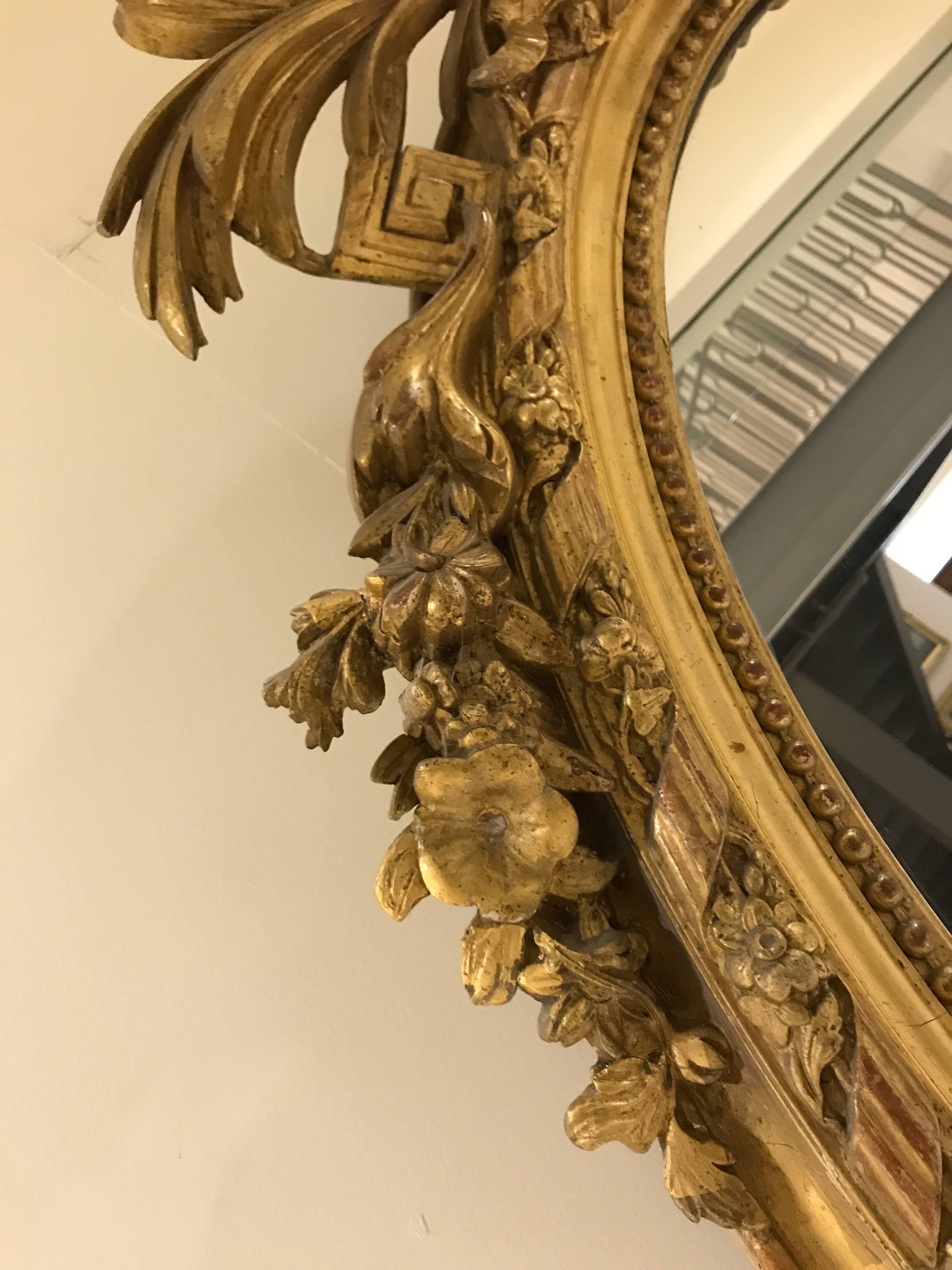 19th Century Large-Scale Gilt Mirror with Crest 1