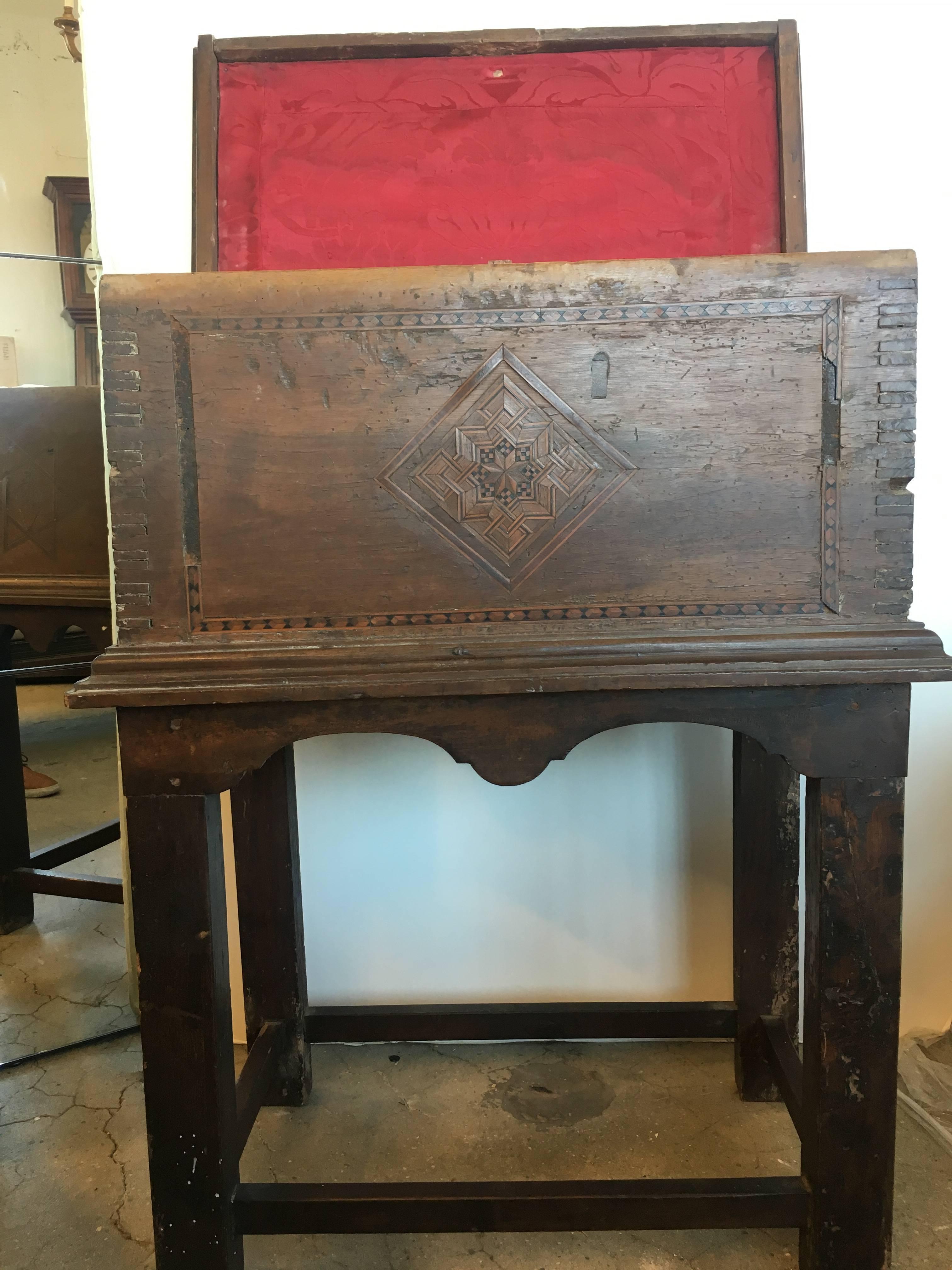 17th Century Italian Walnut Traveling Chest on Stand In Good Condition For Sale In Boston, MA