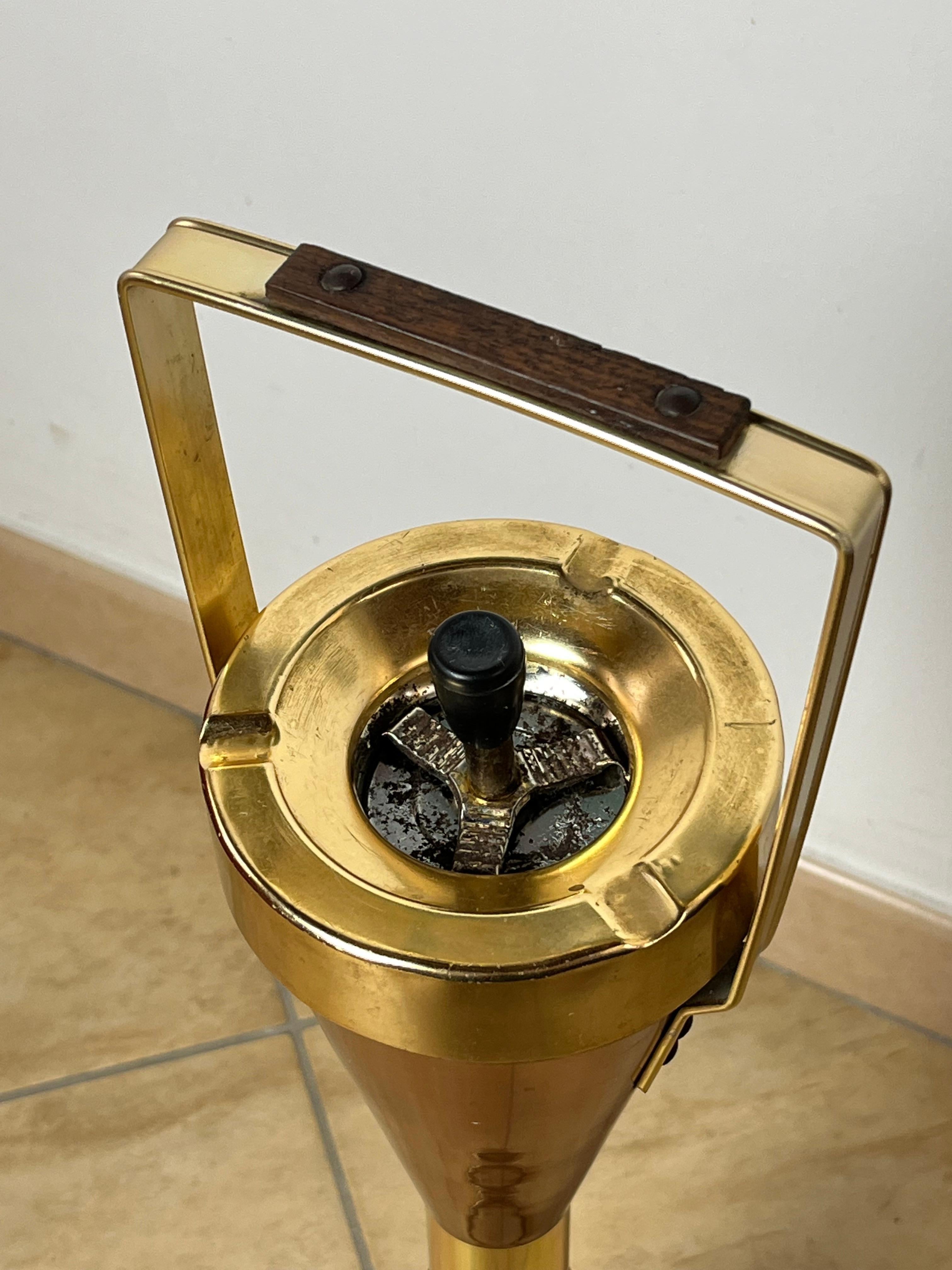 Column Ashtray in Brass and Copper, Italy, 1950s For Sale 1