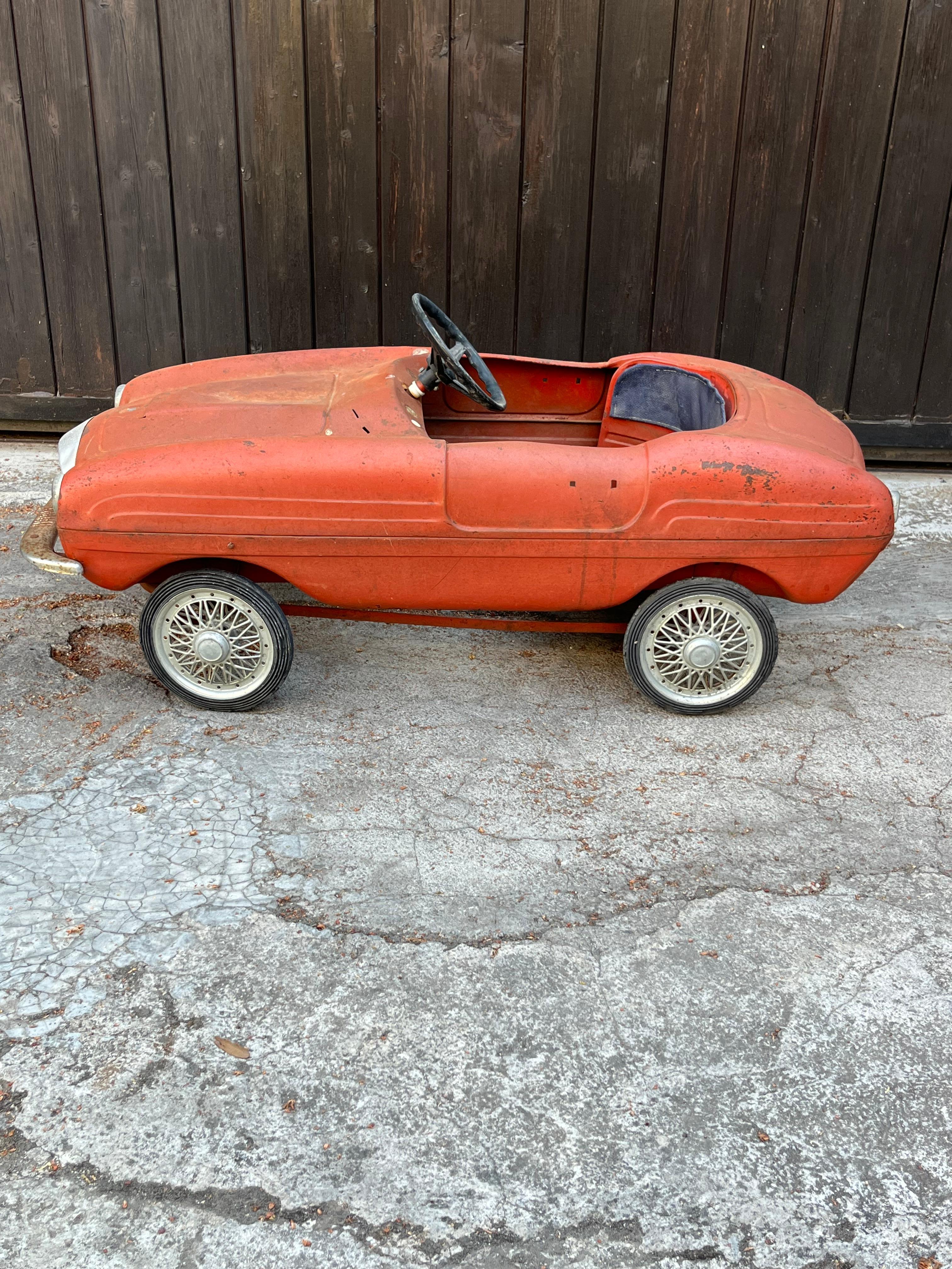 Voiture à pédales Giordani modèle Studebaker, fabriquée en Italie dans les années 1950 en vente 1