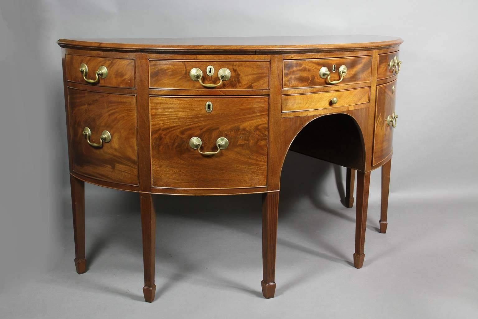 George III Mahogany Demilune Sideboard In Excellent Condition In Essex, MA