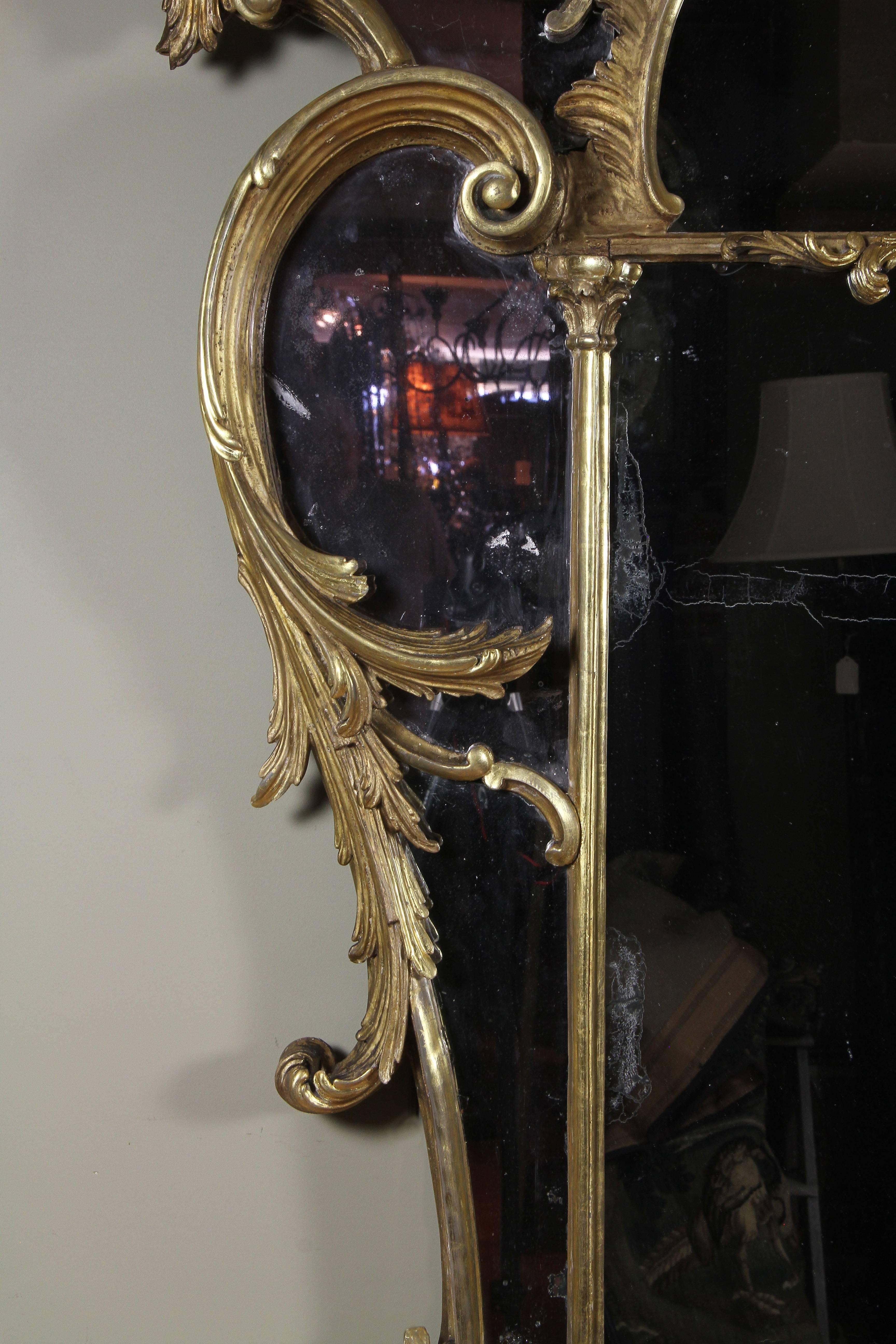 Large George III Giltwood Mirror In Good Condition In Essex, MA